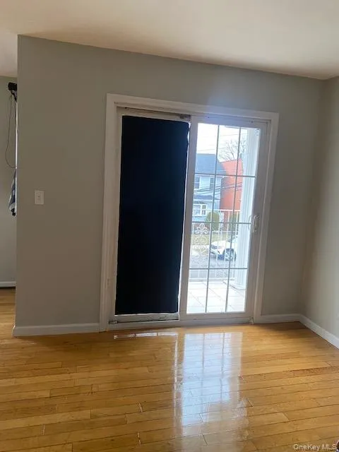 9315 240th Street, New York, NY, 3 Bedrooms Bedrooms, 5 Rooms Rooms,2 BathroomsBathrooms,Residential Lease,For Rent,240th,0,950930 9315 240th Street, New York, NY, 3 Bedrooms Bedrooms, 5 Rooms Rooms,2 BathroomsBathrooms,Residential Lease,For Rent,240th,0,950930