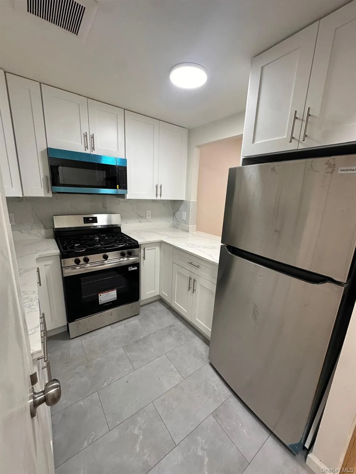 905 178th Street, New York, NY, 3 Bedrooms Bedrooms, 3 Rooms Rooms,1 BathroomBathrooms,Residential Lease,Idx,178th,0,950934 905 178th Street, New York, NY, 3 Bedrooms Bedrooms, 3 Rooms Rooms,1 BathroomBathrooms,Residential Lease,Idx,178th,0,950934