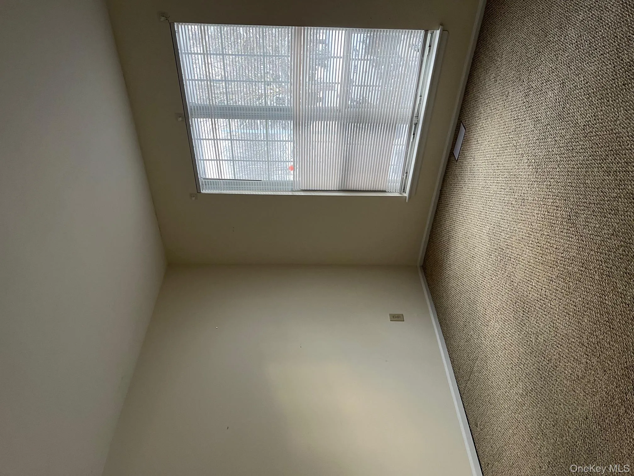 Second bedroom with double window. Second bedroom with double window.