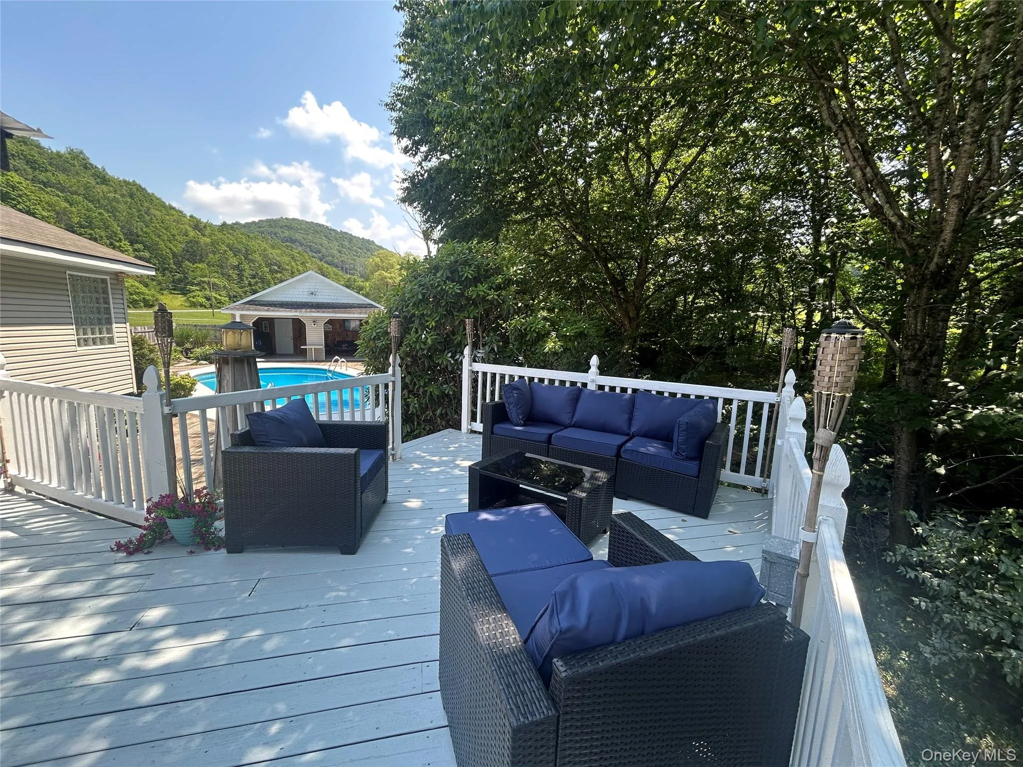 290 Gulf Road, Rockland, NY, 3 Bedrooms Bedrooms, 8 Rooms Rooms,2 BathroomsBathrooms,Residential,For Rent,Gulf,0,950988 290 Gulf Road, Rockland, NY, 3 Bedrooms Bedrooms, 8 Rooms Rooms,2 BathroomsBathrooms,Residential,For Rent,Gulf,0,950988
