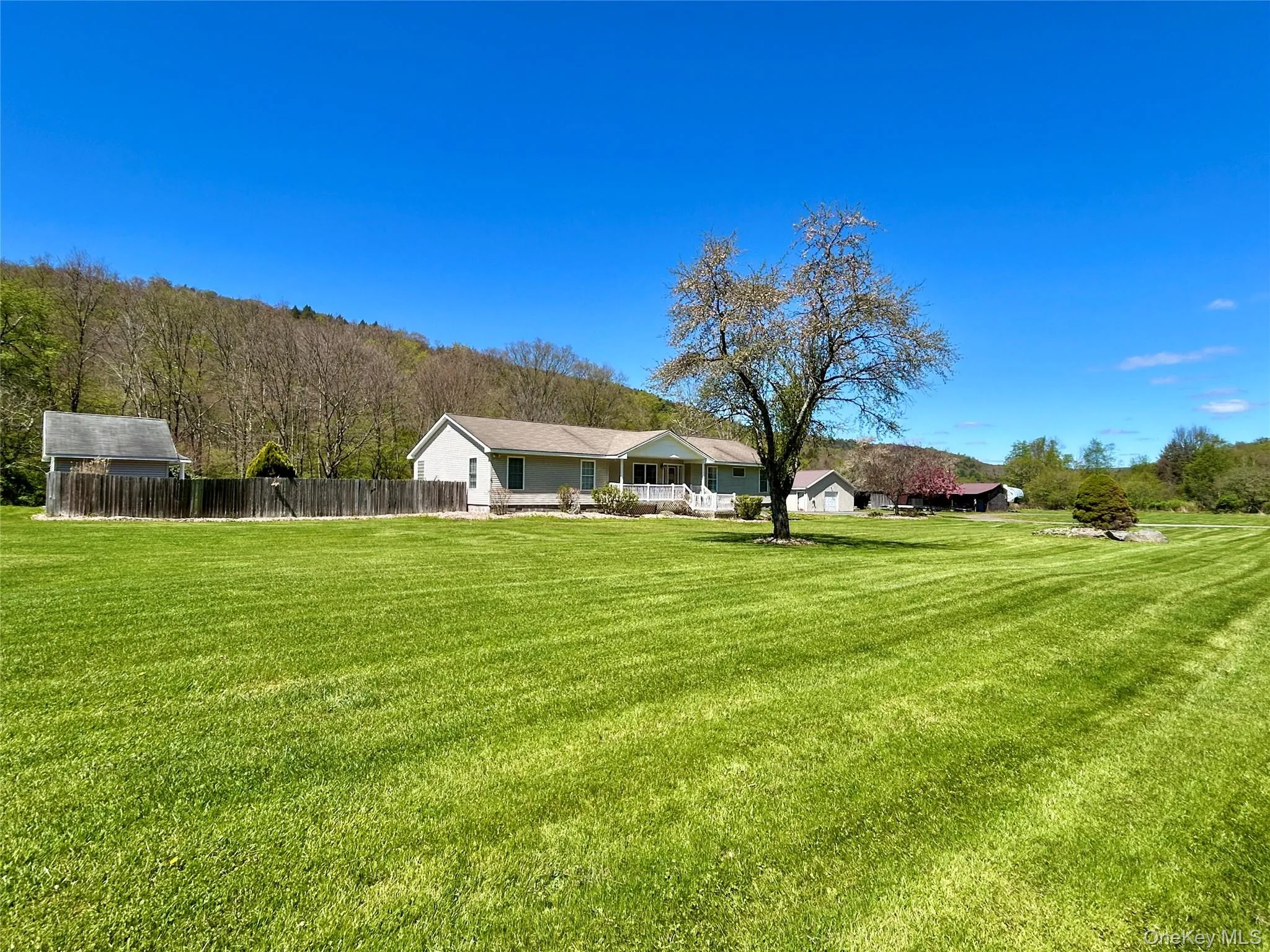 290 Gulf Road, Rockland, NY, 3 Bedrooms Bedrooms, 8 Rooms Rooms,2 BathroomsBathrooms,Residential,For Rent,Gulf,0,950988 290 Gulf Road, Rockland, NY, 3 Bedrooms Bedrooms, 8 Rooms Rooms,2 BathroomsBathrooms,Residential,For Rent,Gulf,0,950988