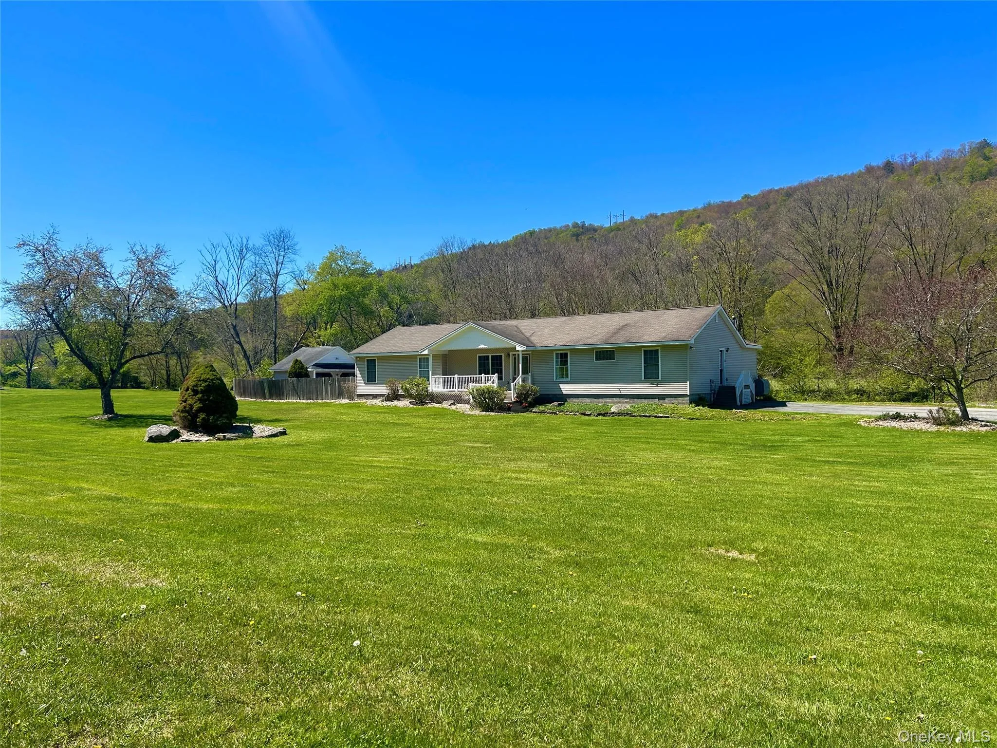 290 Gulf Road, Rockland, NY, 3 Bedrooms Bedrooms, 8 Rooms Rooms,2 BathroomsBathrooms,Residential,For Rent,Gulf,0,950988 290 Gulf Road, Rockland, NY, 3 Bedrooms Bedrooms, 8 Rooms Rooms,2 BathroomsBathrooms,Residential,For Rent,Gulf,0,950988