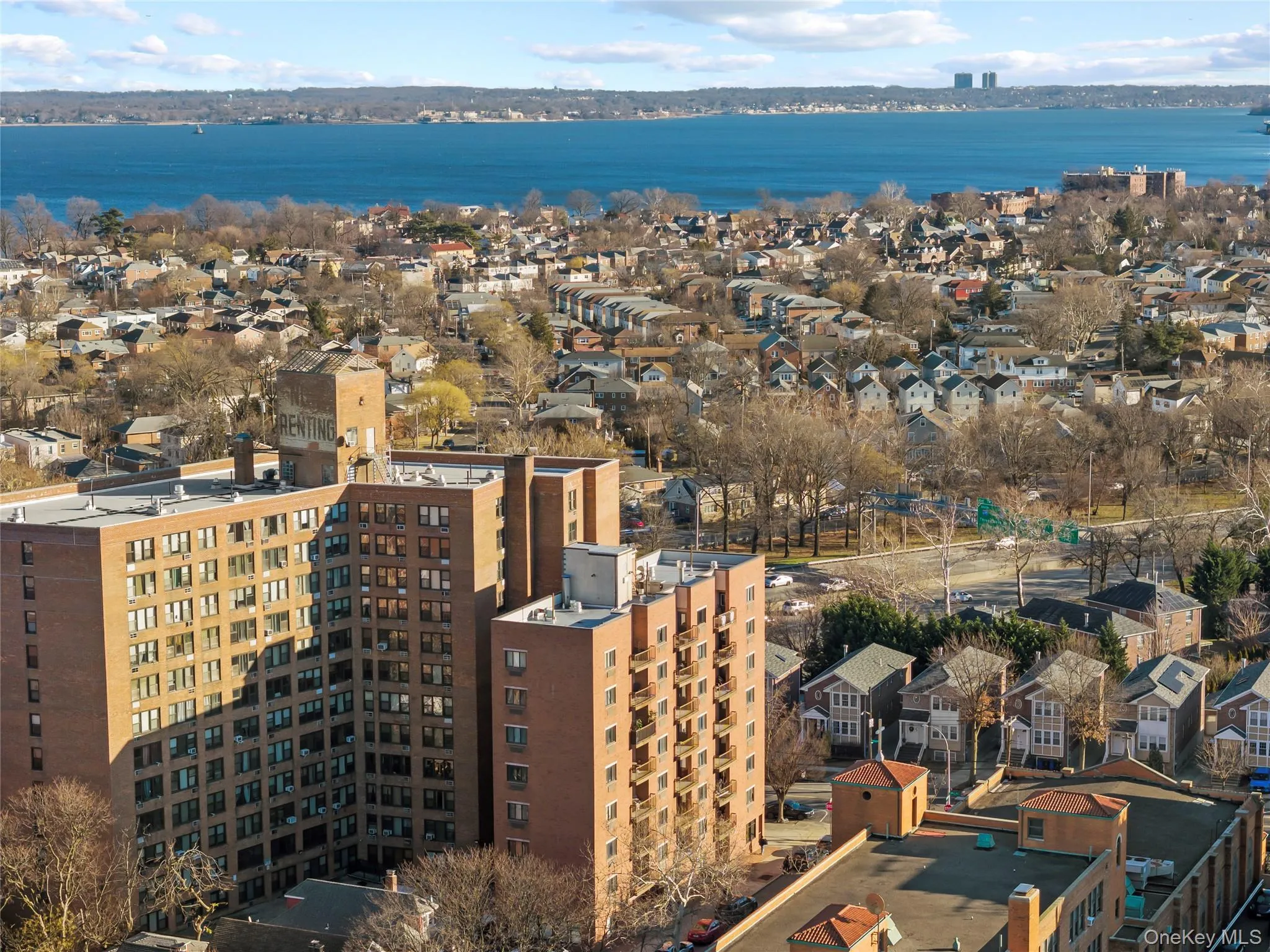 1600 Parkview Avenue, New York, NY, 2 Bedrooms Bedrooms, 4 Rooms Rooms,1 BathroomBathrooms,Residential,For Rent,Parkview,0,950998 1600 Parkview Avenue, New York, NY, 2 Bedrooms Bedrooms, 4 Rooms Rooms,1 BathroomBathrooms,Residential,For Rent,Parkview,0,950998