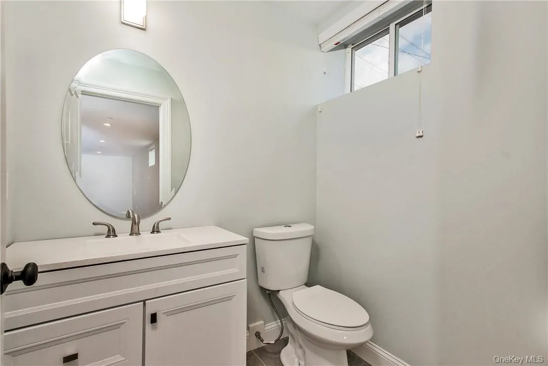 POWDER ROOM ON LOWER LEVEL POWDER ROOM ON LOWER LEVEL