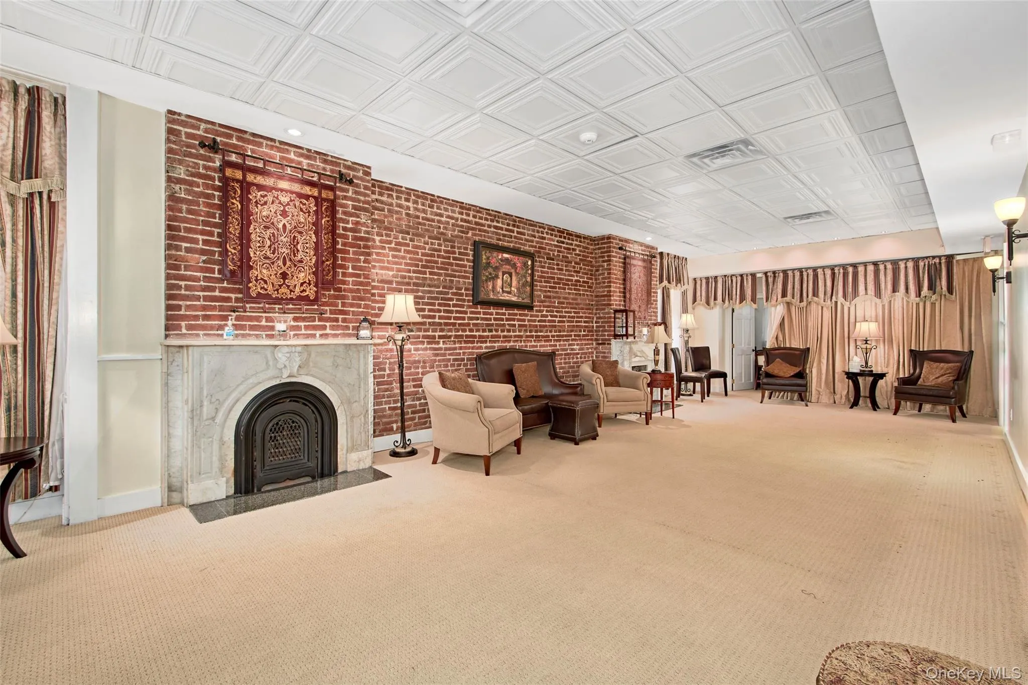 potential office or retail space (1) potential office or retail space (1)