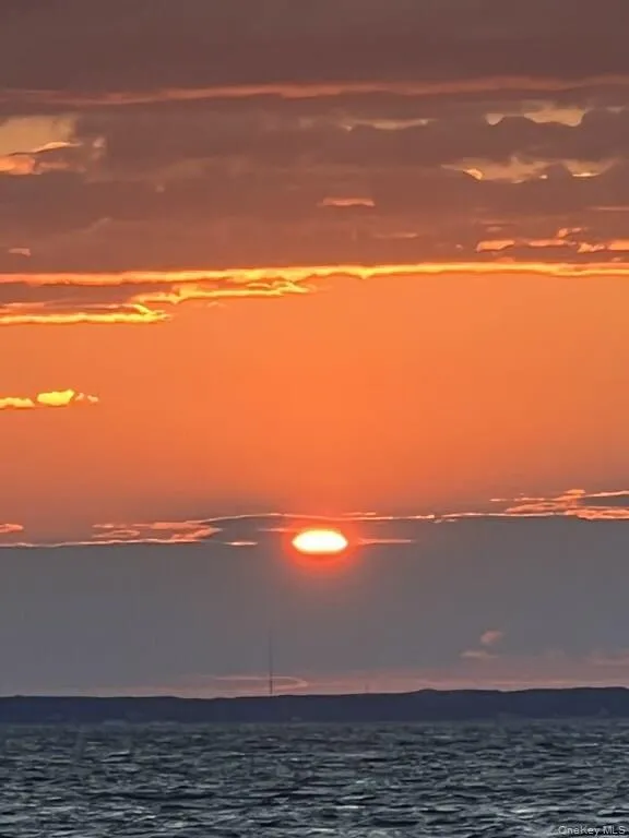 42 Towd Point Road, Southampton, NY, 3 Bedrooms Bedrooms, 6 Rooms Rooms,4 BathroomsBathrooms,Residential Lease,Idx,Towd Point,0,951044 42 Towd Point Road, Southampton, NY, 3 Bedrooms Bedrooms, 6 Rooms Rooms,4 BathroomsBathrooms,Residential Lease,Idx,Towd Point,0,951044