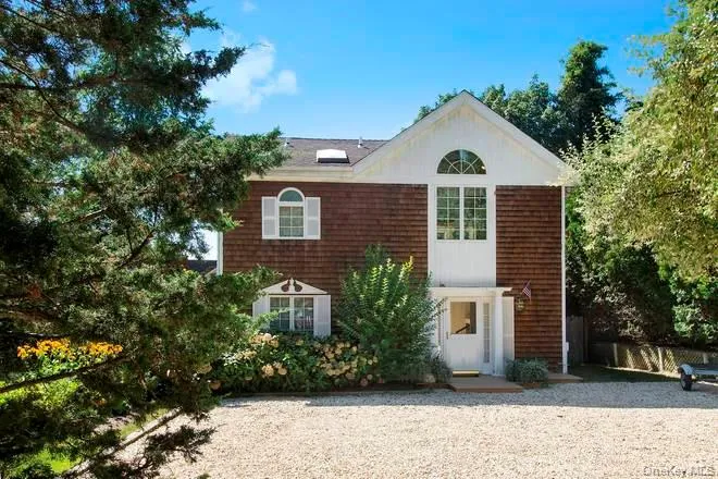 42 Towd Point Road, Southampton, NY, 3 Bedrooms Bedrooms, 6 Rooms Rooms,4 BathroomsBathrooms,Residential Lease,Idx,Towd Point,0,951044 42 Towd Point Road, Southampton, NY, 3 Bedrooms Bedrooms, 6 Rooms Rooms,4 BathroomsBathrooms,Residential Lease,Idx,Towd Point,0,951044