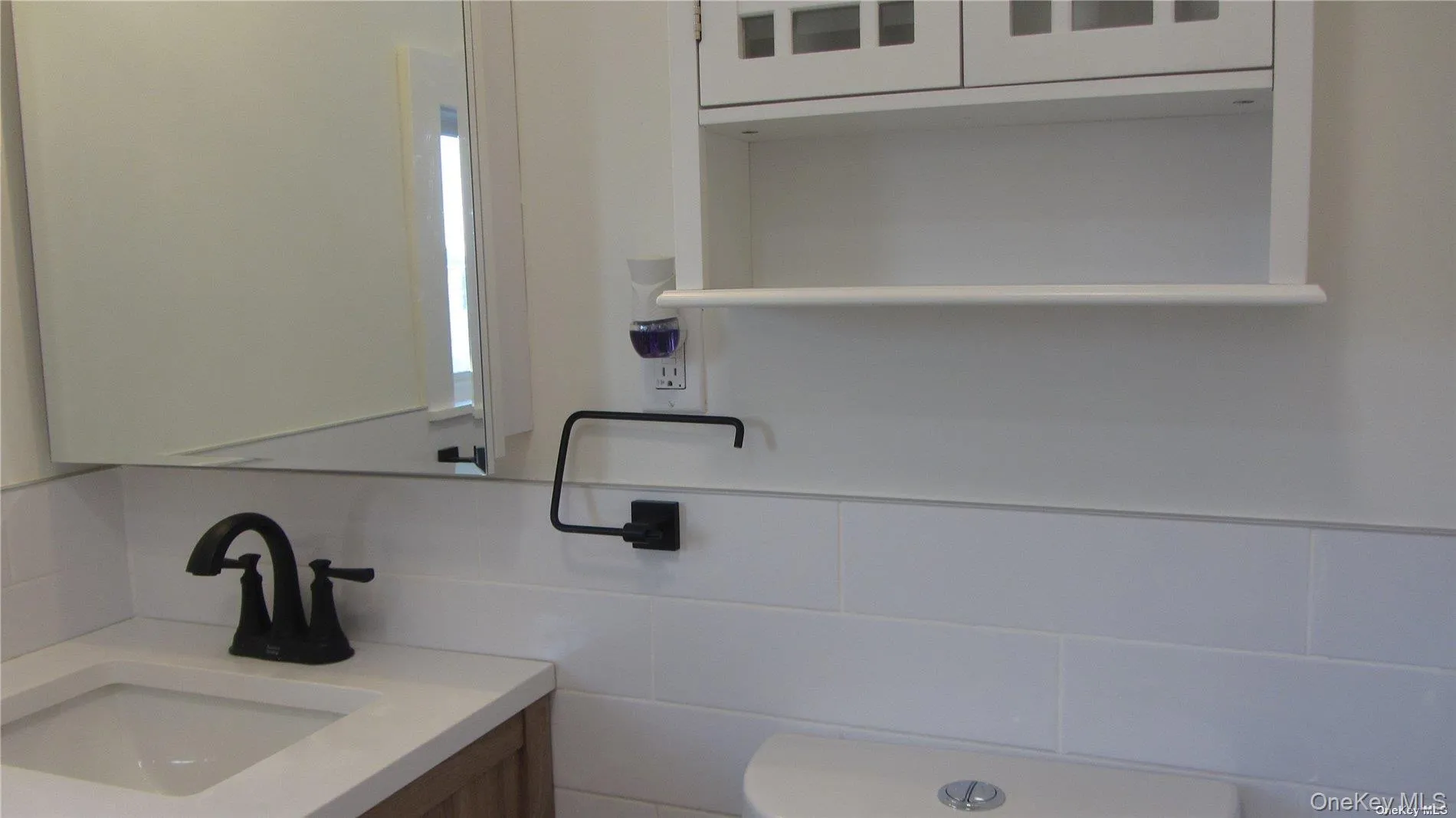 367 Columbus Parkway, North Hempstead, NY, 3 Bedrooms Bedrooms, 7 Rooms Rooms,3 BathroomsBathrooms,Residential Lease,For Rent,Columbus,0,951060 367 Columbus Parkway, North Hempstead, NY, 3 Bedrooms Bedrooms, 7 Rooms Rooms,3 BathroomsBathrooms,Residential Lease,For Rent,Columbus,0,951060