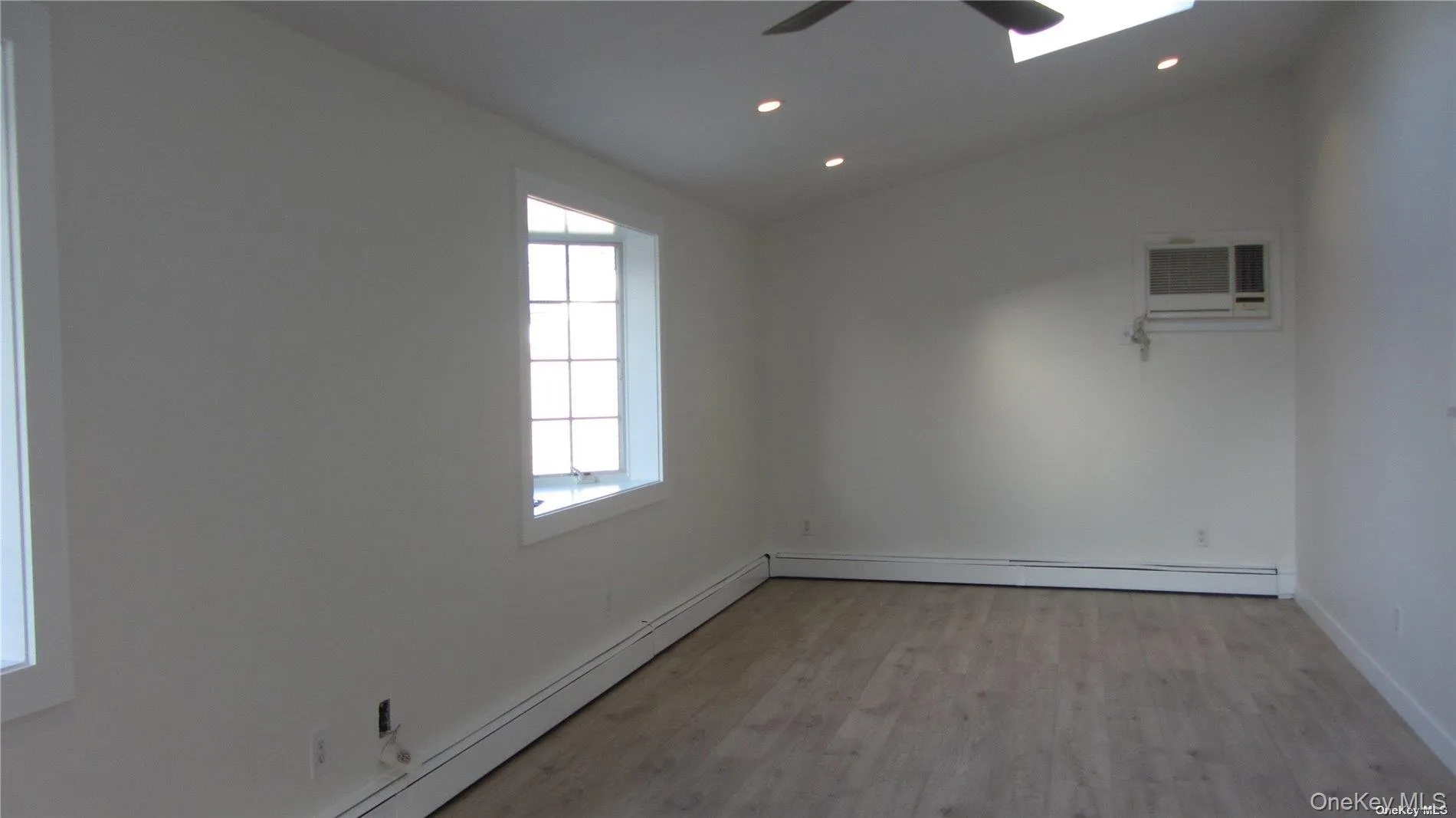 367 Columbus Parkway, North Hempstead, NY, 3 Bedrooms Bedrooms, 7 Rooms Rooms,3 BathroomsBathrooms,Residential Lease,For Rent,Columbus,0,951060 367 Columbus Parkway, North Hempstead, NY, 3 Bedrooms Bedrooms, 7 Rooms Rooms,3 BathroomsBathrooms,Residential Lease,For Rent,Columbus,0,951060