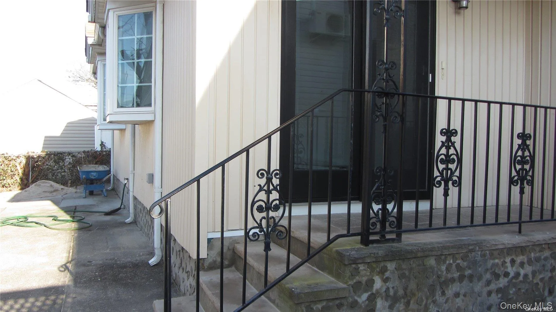 367 Columbus Parkway, North Hempstead, NY, 3 Bedrooms Bedrooms, 7 Rooms Rooms,3 BathroomsBathrooms,Residential Lease,For Rent,Columbus,0,951060 367 Columbus Parkway, North Hempstead, NY, 3 Bedrooms Bedrooms, 7 Rooms Rooms,3 BathroomsBathrooms,Residential Lease,For Rent,Columbus,0,951060