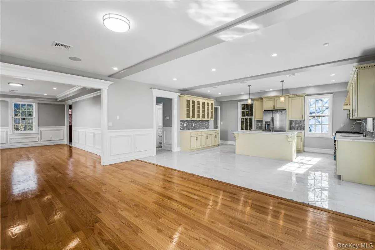 233-17 38th Drive, New York, NY, 5 Bedrooms Bedrooms, 8 Rooms Rooms,3 BathroomsBathrooms,Residential,For Rent,38th,0,951089 233-17 38th Drive, New York, NY, 5 Bedrooms Bedrooms, 8 Rooms Rooms,3 BathroomsBathrooms,Residential,For Rent,38th,0,951089