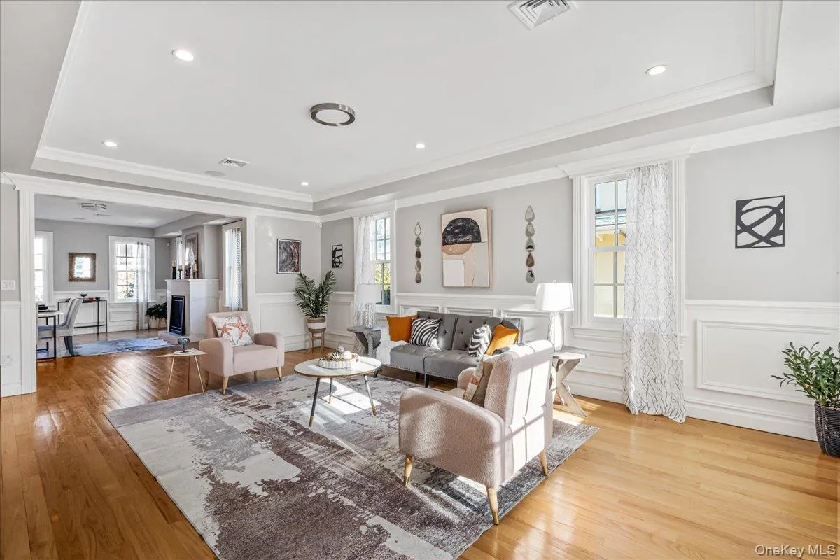 233-17 38th Drive, New York, NY, 5 Bedrooms Bedrooms, 8 Rooms Rooms,3 BathroomsBathrooms,Residential,For Rent,38th,0,951089 233-17 38th Drive, New York, NY, 5 Bedrooms Bedrooms, 8 Rooms Rooms,3 BathroomsBathrooms,Residential,For Rent,38th,0,951089