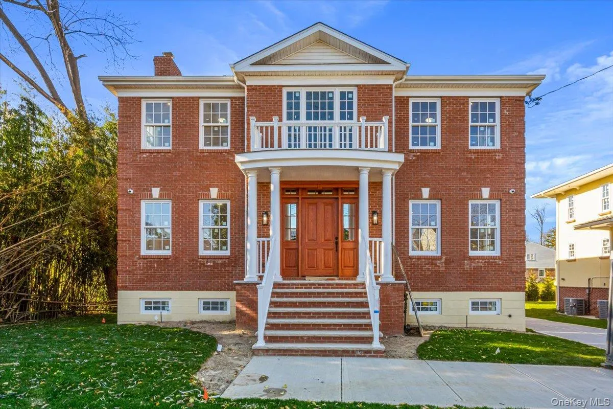 233-17 38th Drive, New York, NY, 5 Bedrooms Bedrooms, 8 Rooms Rooms,3 BathroomsBathrooms,Residential,For Rent,38th,0,951089 233-17 38th Drive, New York, NY, 5 Bedrooms Bedrooms, 8 Rooms Rooms,3 BathroomsBathrooms,Residential,For Rent,38th,0,951089