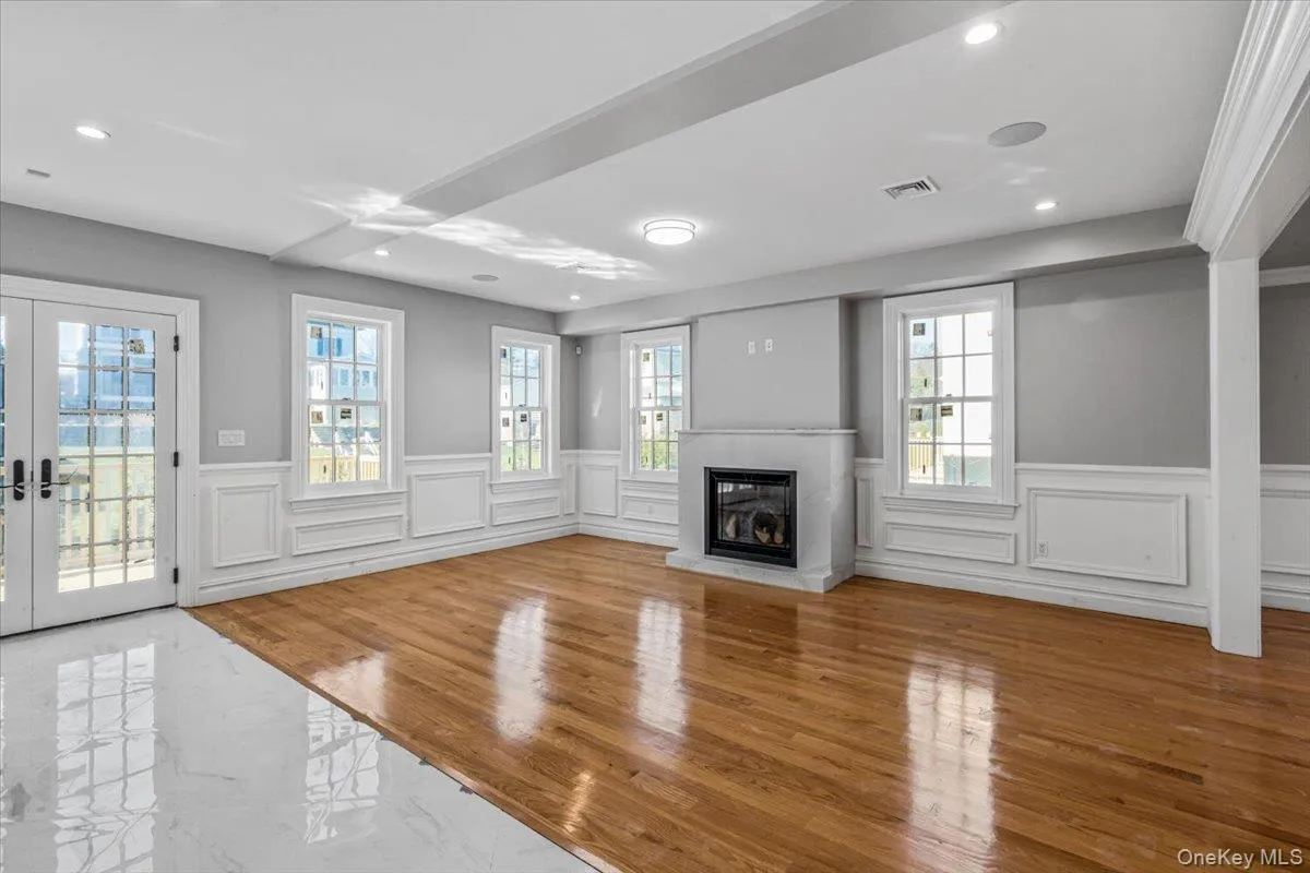 233-17 38th Drive, New York, NY, 5 Bedrooms Bedrooms, 8 Rooms Rooms,3 BathroomsBathrooms,Residential,For Rent,38th,0,951089 233-17 38th Drive, New York, NY, 5 Bedrooms Bedrooms, 8 Rooms Rooms,3 BathroomsBathrooms,Residential,For Rent,38th,0,951089