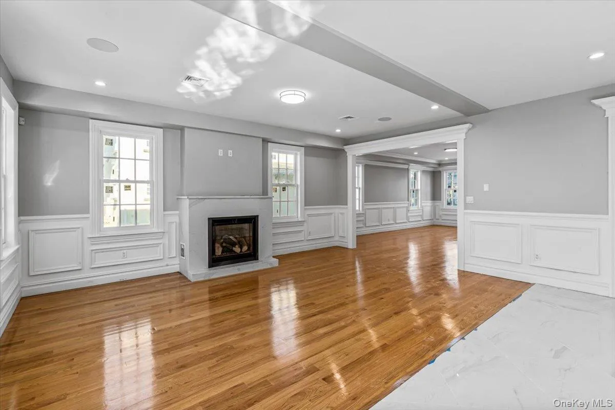 233-17 38th Drive, New York, NY, 5 Bedrooms Bedrooms, 8 Rooms Rooms,3 BathroomsBathrooms,Residential,For Rent,38th,0,951089 233-17 38th Drive, New York, NY, 5 Bedrooms Bedrooms, 8 Rooms Rooms,3 BathroomsBathrooms,Residential,For Rent,38th,0,951089