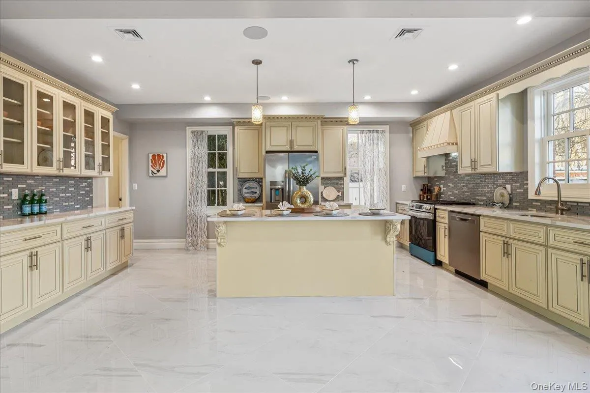 233-17 38th Drive, New York, NY, 5 Bedrooms Bedrooms, 8 Rooms Rooms,3 BathroomsBathrooms,Residential,For Rent,38th,0,951089 233-17 38th Drive, New York, NY, 5 Bedrooms Bedrooms, 8 Rooms Rooms,3 BathroomsBathrooms,Residential,For Rent,38th,0,951089