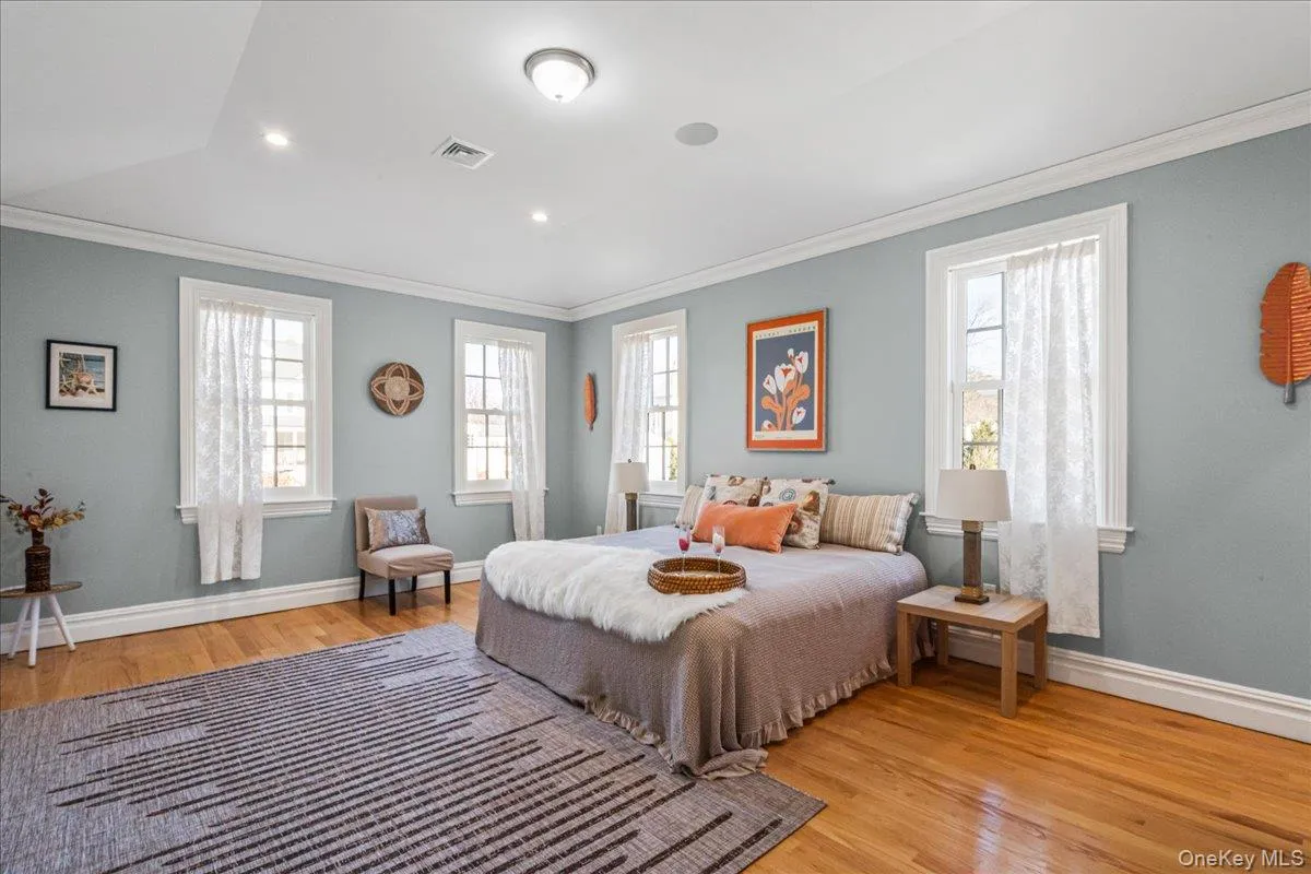 233-17 38th Drive, New York, NY, 5 Bedrooms Bedrooms, 8 Rooms Rooms,3 BathroomsBathrooms,Residential,For Rent,38th,0,951089 233-17 38th Drive, New York, NY, 5 Bedrooms Bedrooms, 8 Rooms Rooms,3 BathroomsBathrooms,Residential,For Rent,38th,0,951089