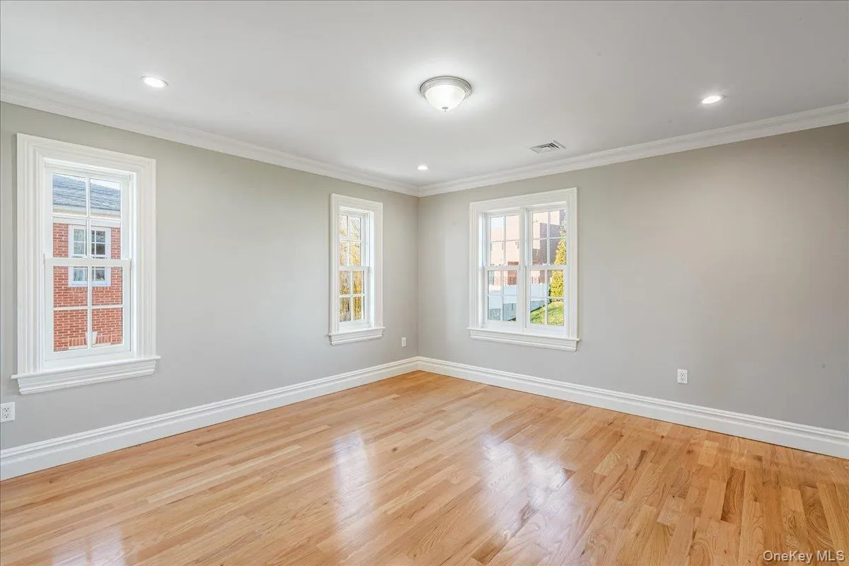233-25 38th Drive, New York, NY, 5 Bedrooms Bedrooms, 8 Rooms Rooms,3 BathroomsBathrooms,Residential,For Rent,38th,0,951092 233-25 38th Drive, New York, NY, 5 Bedrooms Bedrooms, 8 Rooms Rooms,3 BathroomsBathrooms,Residential,For Rent,38th,0,951092