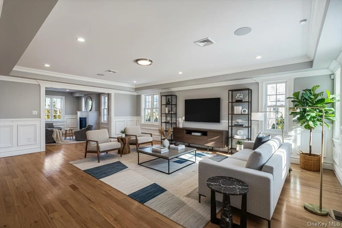 233-25 38th Drive, New York, NY, 5 Bedrooms Bedrooms, 8 Rooms Rooms,3 BathroomsBathrooms,Residential,For Rent,38th,0,951092 233-25 38th Drive, New York, NY, 5 Bedrooms Bedrooms, 8 Rooms Rooms,3 BathroomsBathrooms,Residential,For Rent,38th,0,951092