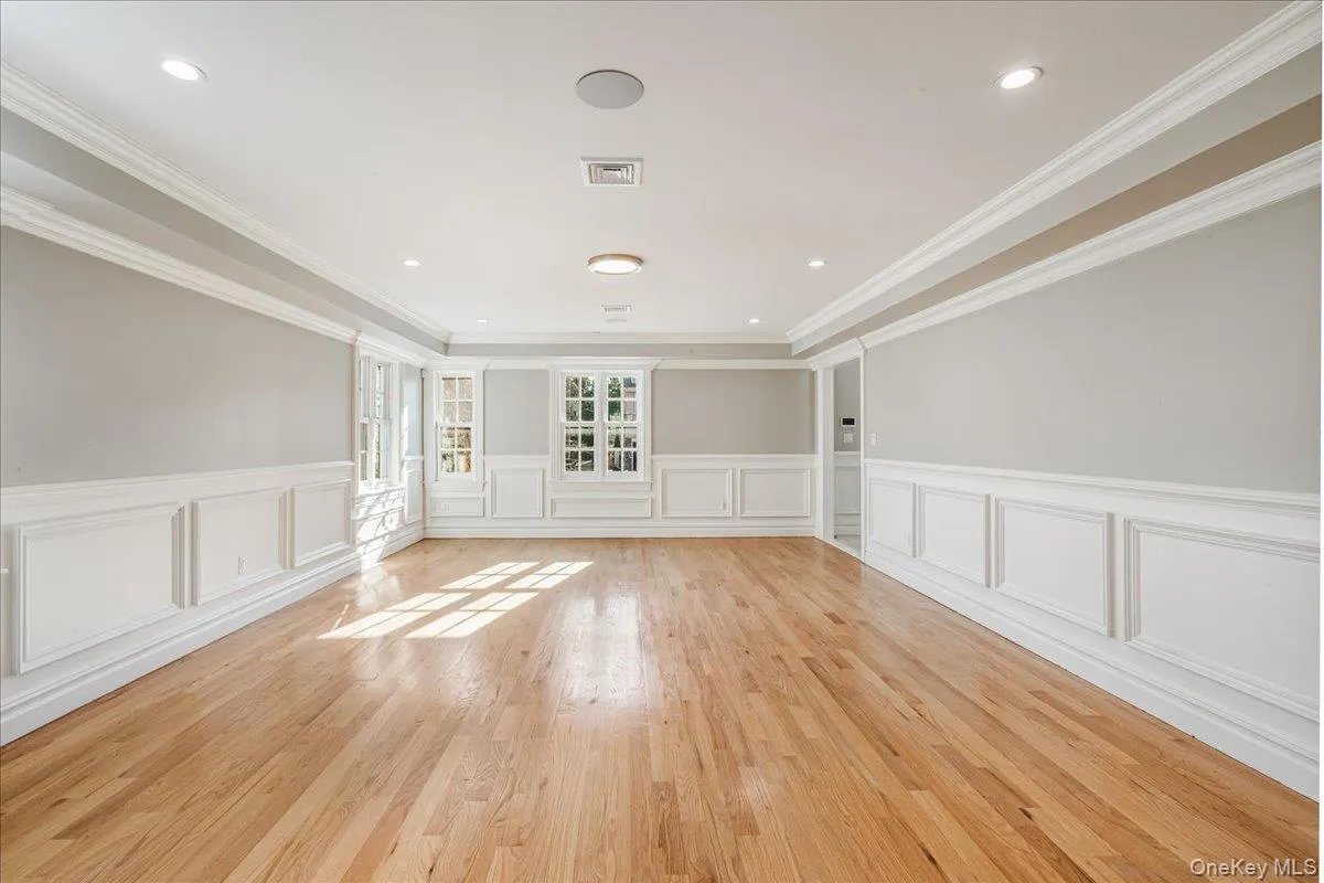 233-25 38th Drive, New York, NY, 5 Bedrooms Bedrooms, 8 Rooms Rooms,3 BathroomsBathrooms,Residential,For Rent,38th,0,951092 233-25 38th Drive, New York, NY, 5 Bedrooms Bedrooms, 8 Rooms Rooms,3 BathroomsBathrooms,Residential,For Rent,38th,0,951092