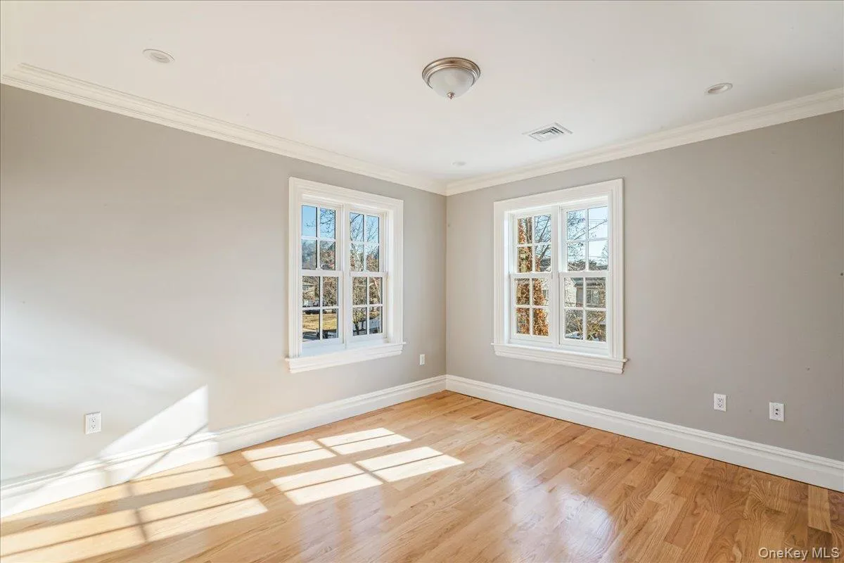233-25 38th Drive, New York, NY, 5 Bedrooms Bedrooms, 8 Rooms Rooms,3 BathroomsBathrooms,Residential,For Rent,38th,0,951092 233-25 38th Drive, New York, NY, 5 Bedrooms Bedrooms, 8 Rooms Rooms,3 BathroomsBathrooms,Residential,For Rent,38th,0,951092