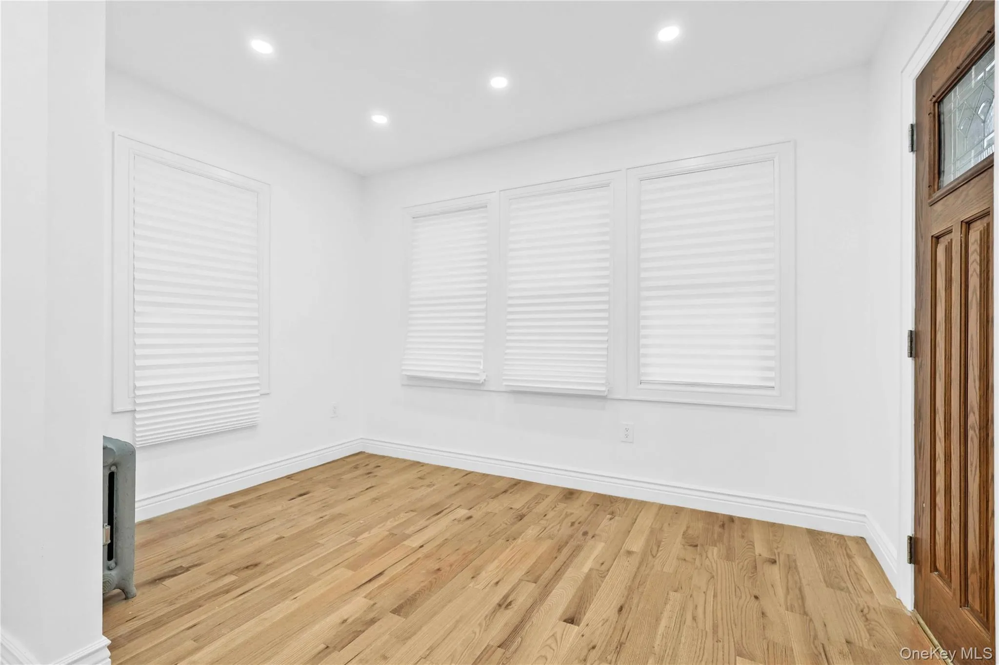 21432 112th Road, New York, NY, 4 Bedrooms Bedrooms, 9 Rooms Rooms,2 BathroomsBathrooms,Residential,For Rent,112th,0,951147 21432 112th Road, New York, NY, 4 Bedrooms Bedrooms, 9 Rooms Rooms,2 BathroomsBathrooms,Residential,For Rent,112th,0,951147