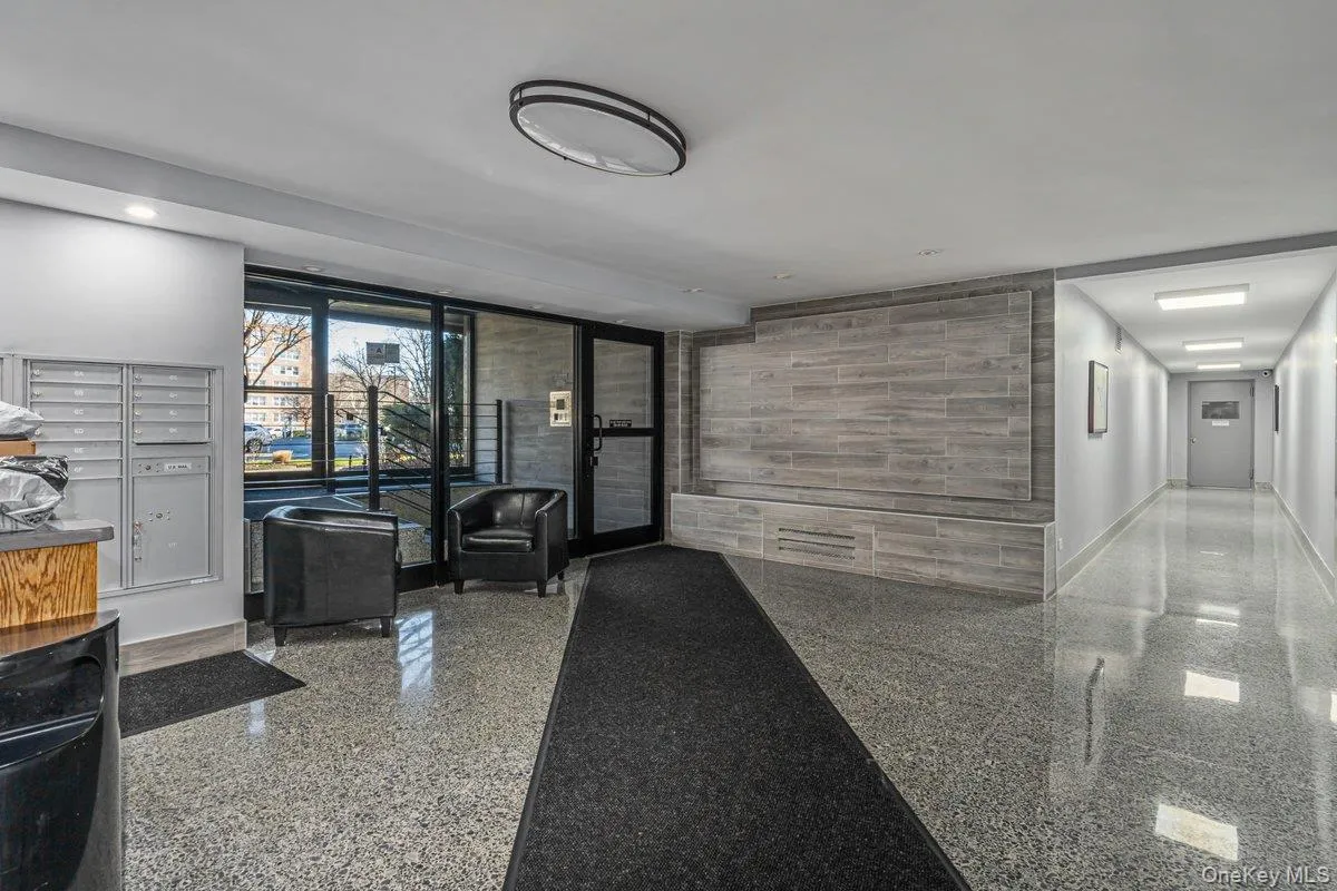 18-50 211 Street, New York, NY, 1 Bedroom Bedrooms, 4 Rooms Rooms,1 BathroomBathrooms,Residential Sale,For Rent,211,0,951238 18-50 211 Street, New York, NY, 1 Bedroom Bedrooms, 4 Rooms Rooms,1 BathroomBathrooms,Residential Sale,For Rent,211,0,951238