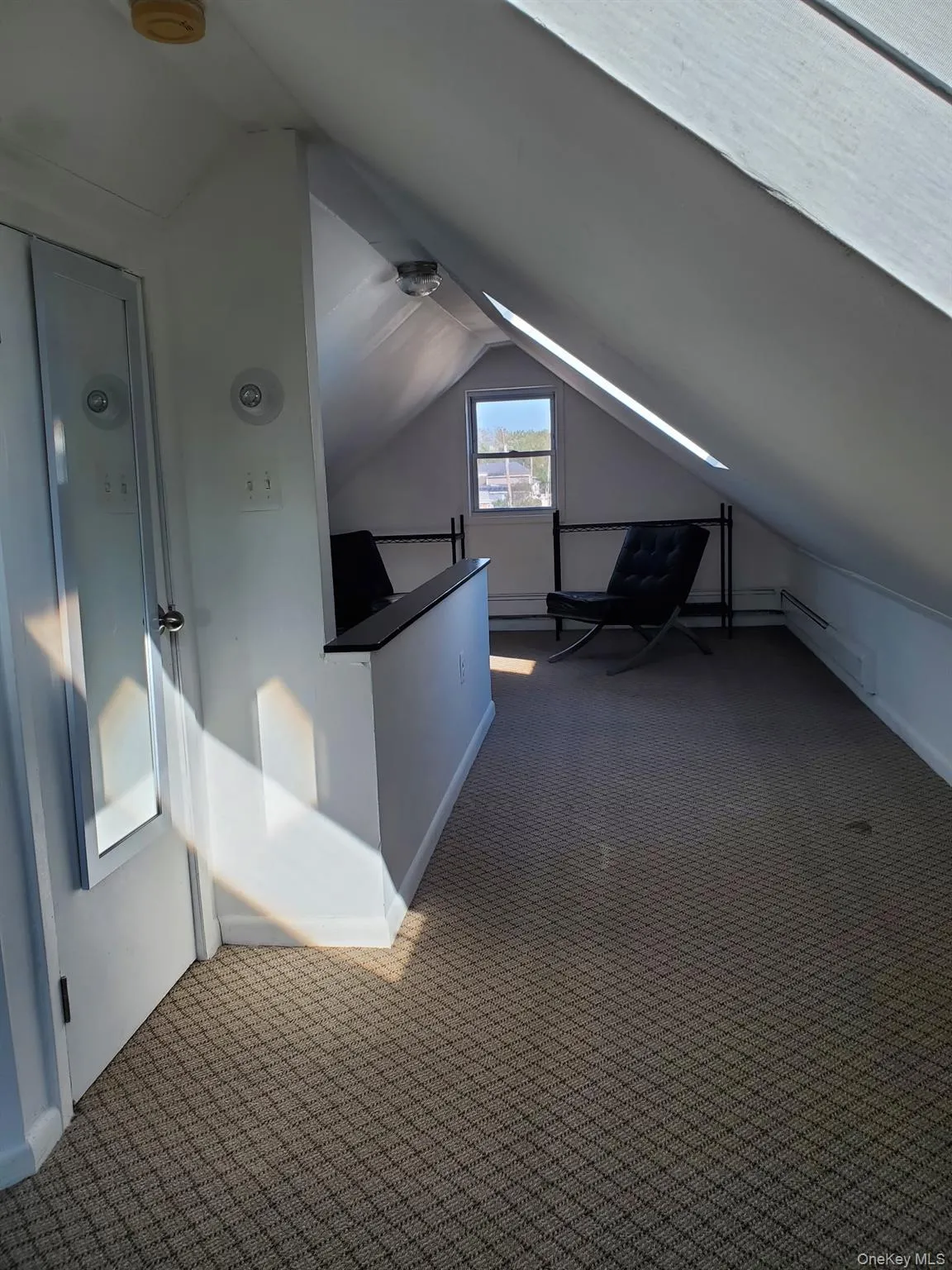 Attic Loft with 2 sky Lights Attic Loft with 2 sky Lights