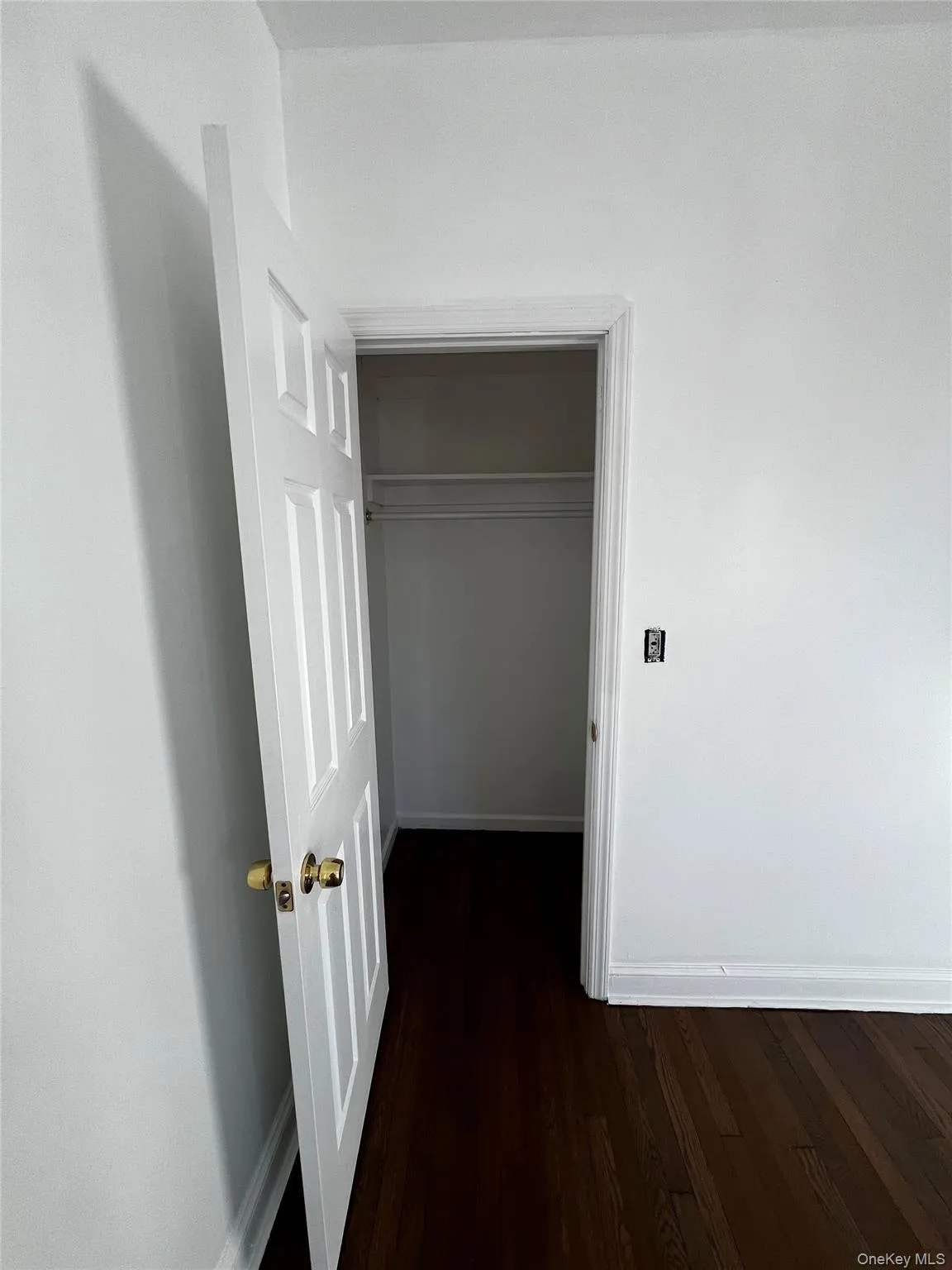 38 Overlook Street, Mount Vernon, NY, 3 Bedrooms Bedrooms, 5 Rooms Rooms,1 BathroomBathrooms,Residential Lease,Idx,Overlook,0,951255 38 Overlook Street, Mount Vernon, NY, 3 Bedrooms Bedrooms, 5 Rooms Rooms,1 BathroomBathrooms,Residential Lease,Idx,Overlook,0,951255