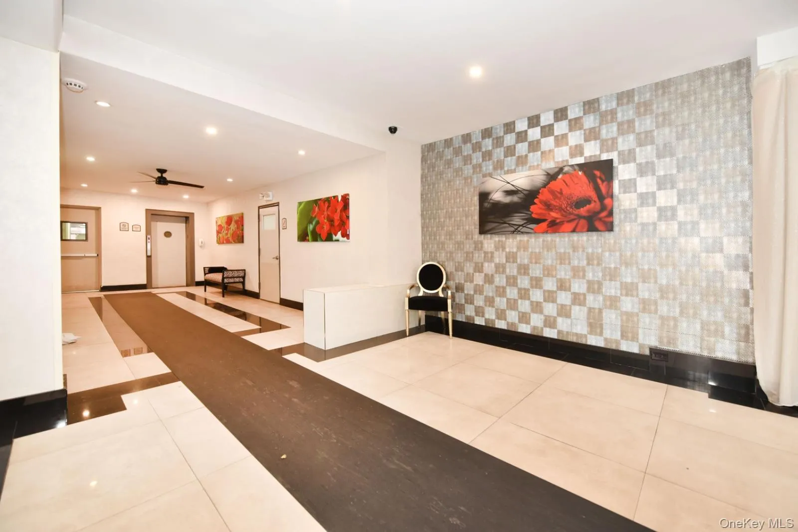 64-11 99 Street, New York, NY, 2 Bedrooms Bedrooms, 4 Rooms Rooms,1 BathroomBathrooms,Residential Sale,For Rent,99,0,951266 64-11 99 Street, New York, NY, 2 Bedrooms Bedrooms, 4 Rooms Rooms,1 BathroomBathrooms,Residential Sale,For Rent,99,0,951266