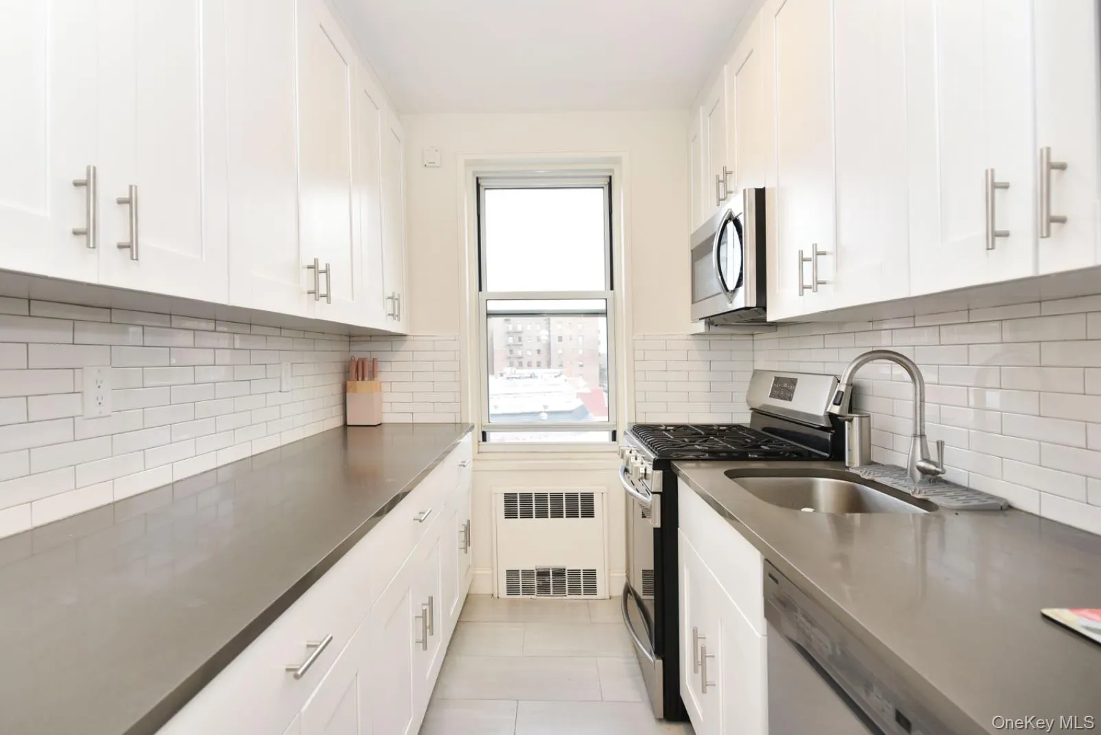 64-11 99 Street, New York, NY, 2 Bedrooms Bedrooms, 4 Rooms Rooms,1 BathroomBathrooms,Residential Sale,For Rent,99,0,951266 64-11 99 Street, New York, NY, 2 Bedrooms Bedrooms, 4 Rooms Rooms,1 BathroomBathrooms,Residential Sale,For Rent,99,0,951266