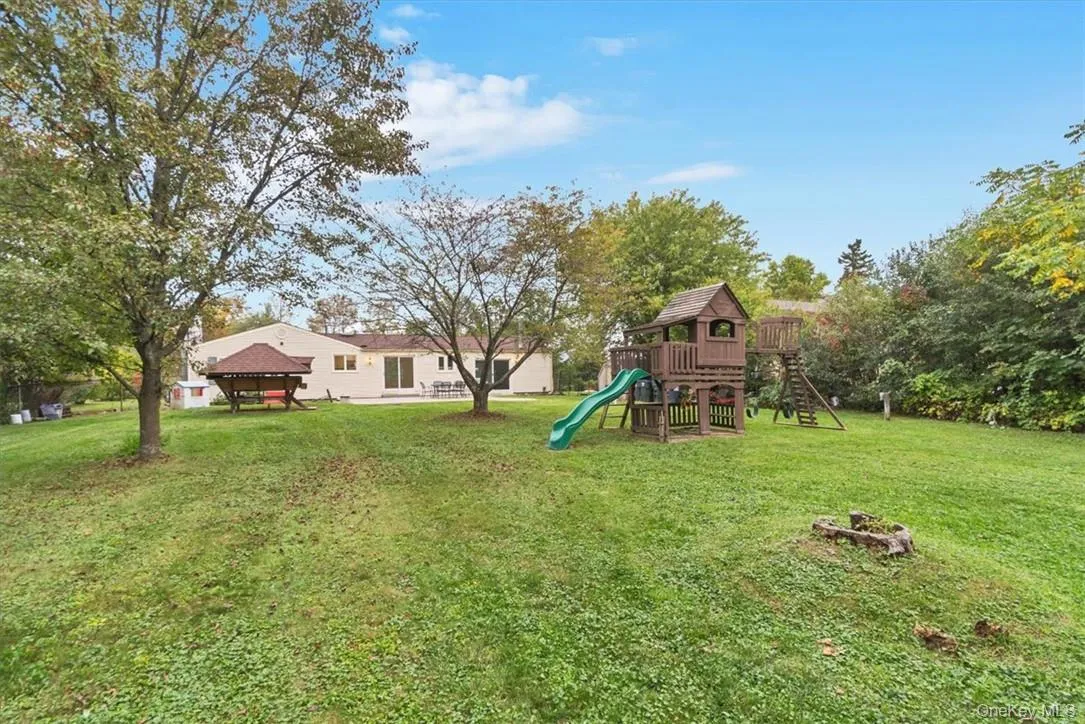 1467 Goshen Turnpike, Middletown, NY, 3 Bedrooms Bedrooms, 6 Rooms Rooms,2 BathroomsBathrooms,Residential Lease,Idx,Goshen,0,951307 1467 Goshen Turnpike, Middletown, NY, 3 Bedrooms Bedrooms, 6 Rooms Rooms,2 BathroomsBathrooms,Residential Lease,Idx,Goshen,0,951307