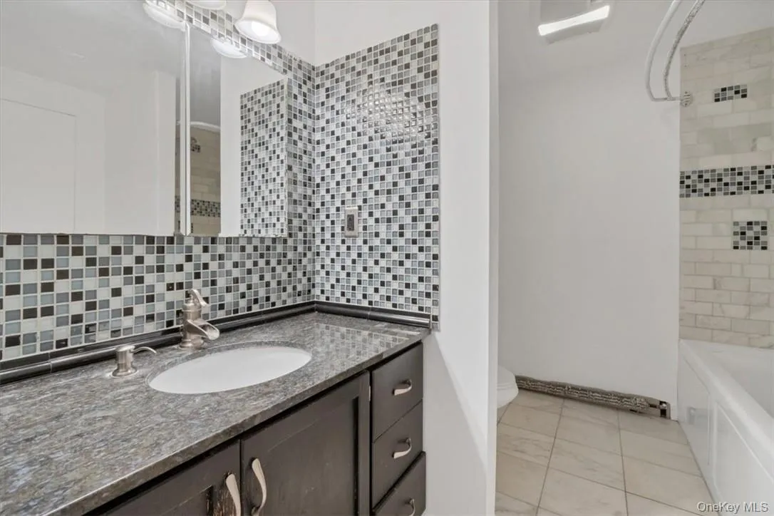 1467 Goshen Turnpike, Middletown, NY, 3 Bedrooms Bedrooms, 6 Rooms Rooms,2 BathroomsBathrooms,Residential Lease,Idx,Goshen,0,951307 1467 Goshen Turnpike, Middletown, NY, 3 Bedrooms Bedrooms, 6 Rooms Rooms,2 BathroomsBathrooms,Residential Lease,Idx,Goshen,0,951307