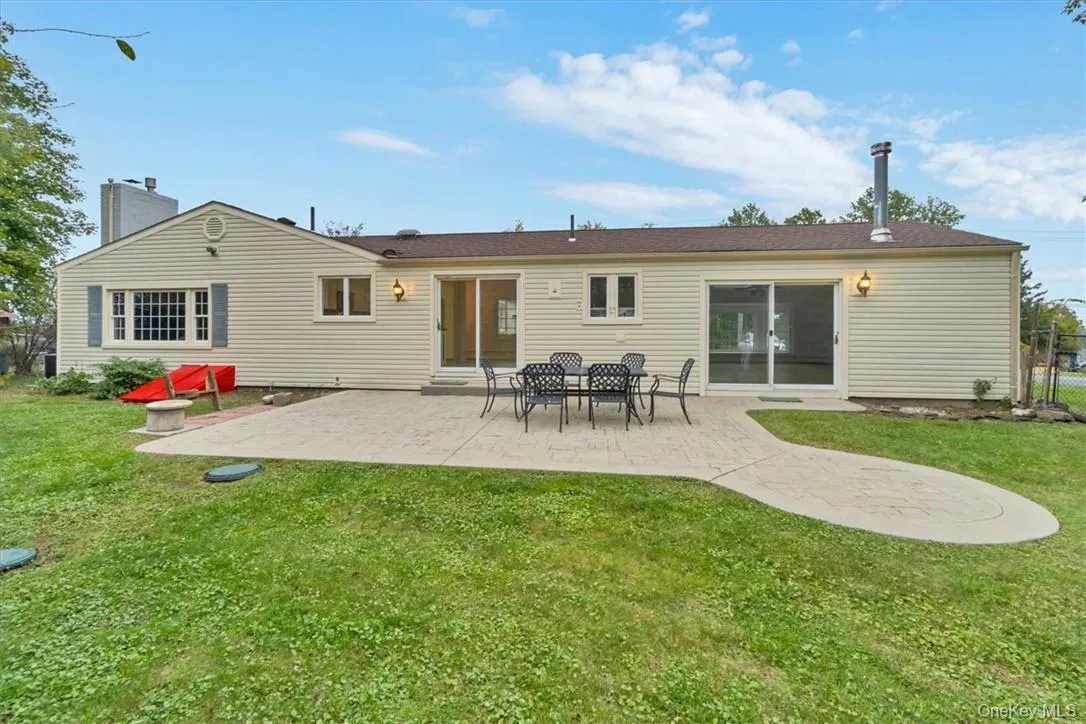 1467 Goshen Turnpike, Middletown, NY, 3 Bedrooms Bedrooms, 6 Rooms Rooms,2 BathroomsBathrooms,Residential Lease,Idx,Goshen,0,951307 1467 Goshen Turnpike, Middletown, NY, 3 Bedrooms Bedrooms, 6 Rooms Rooms,2 BathroomsBathrooms,Residential Lease,Idx,Goshen,0,951307