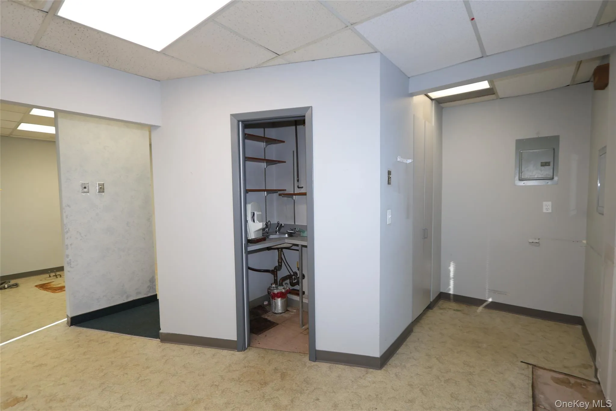 40 Railroad Avenue, Oyster Bay, NY, ,Commercial Lease,For Rent,Railroad,0,951365 40 Railroad Avenue, Oyster Bay, NY, ,Commercial Lease,For Rent,Railroad,0,951365