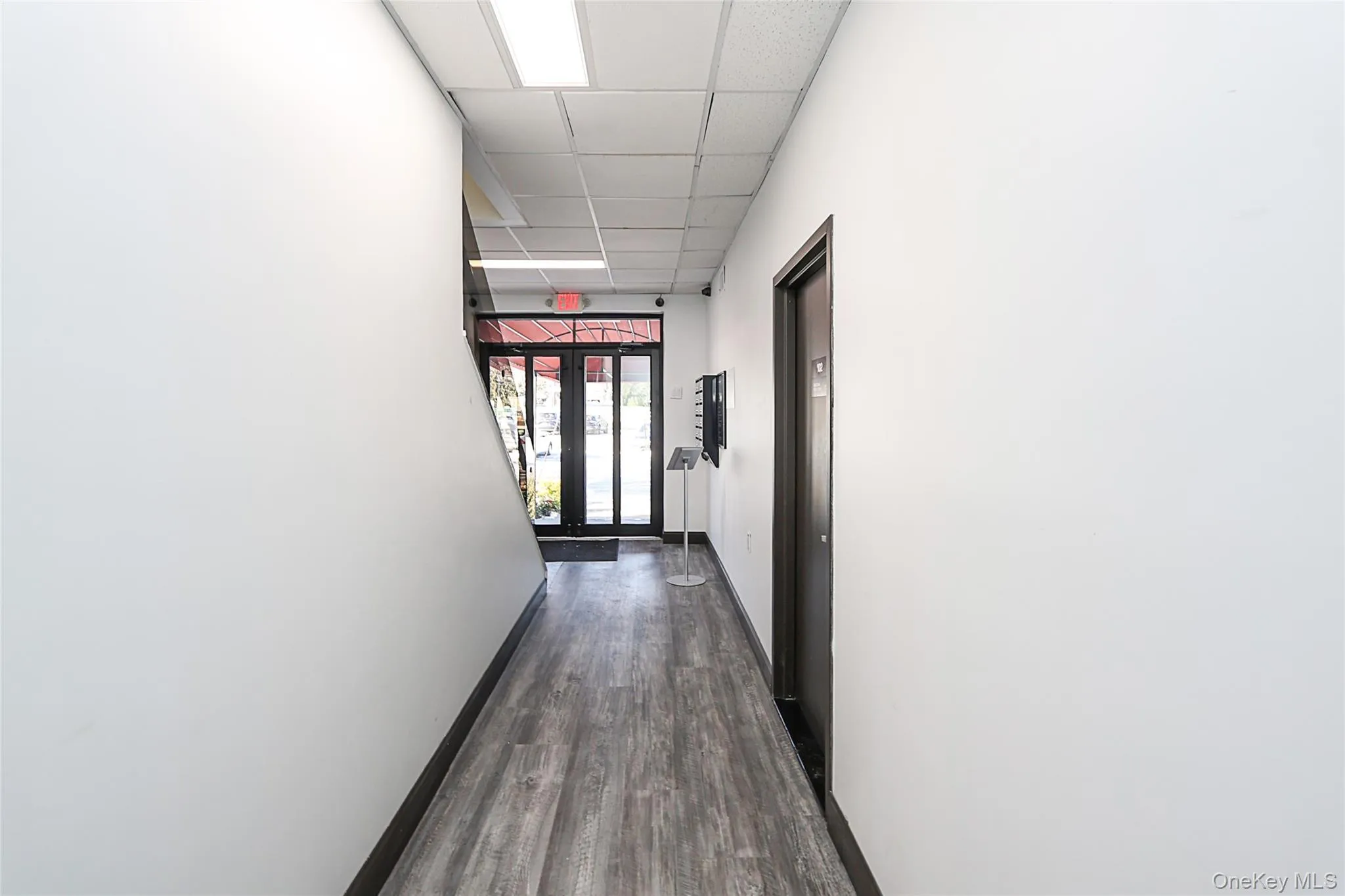 40 Railroad Avenue, Oyster Bay, NY, ,Commercial Lease,For Rent,Railroad,0,951365 40 Railroad Avenue, Oyster Bay, NY, ,Commercial Lease,For Rent,Railroad,0,951365
