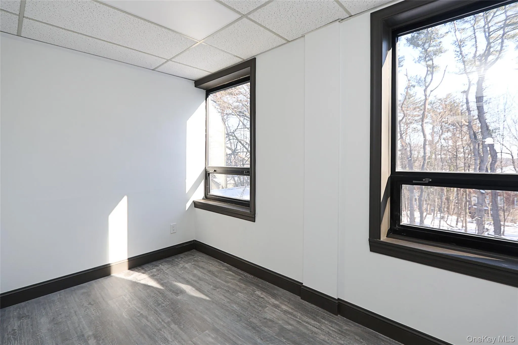 40 Railroad Avenue, Oyster Bay, NY, ,Commercial Lease,For Rent,Railroad,0,951365 40 Railroad Avenue, Oyster Bay, NY, ,Commercial Lease,For Rent,Railroad,0,951365