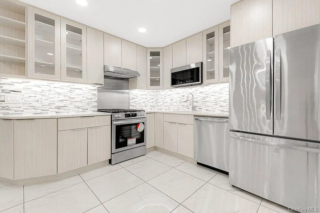72-11 110th Street, New York, NY, 3 Bedrooms Bedrooms, 8 Rooms Rooms,2 BathroomsBathrooms,Residential,For Rent,110th,0,951370 72-11 110th Street, New York, NY, 3 Bedrooms Bedrooms, 8 Rooms Rooms,2 BathroomsBathrooms,Residential,For Rent,110th,0,951370