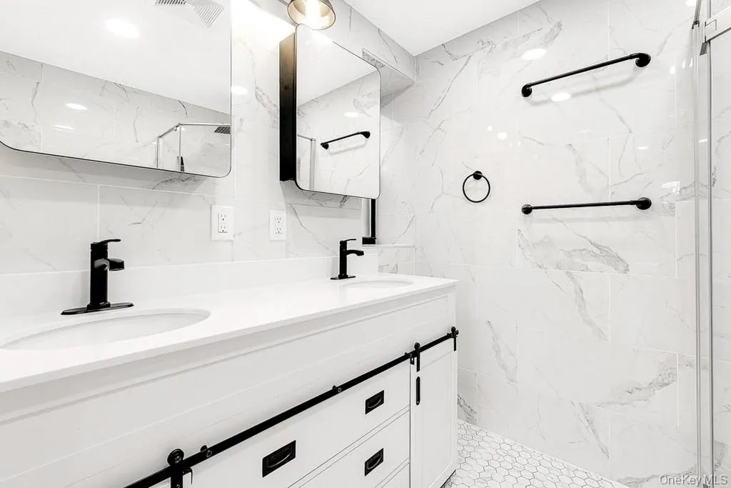 72-11 110th Street, New York, NY, 3 Bedrooms Bedrooms, 8 Rooms Rooms,2 BathroomsBathrooms,Residential,For Rent,110th,0,951370 72-11 110th Street, New York, NY, 3 Bedrooms Bedrooms, 8 Rooms Rooms,2 BathroomsBathrooms,Residential,For Rent,110th,0,951370