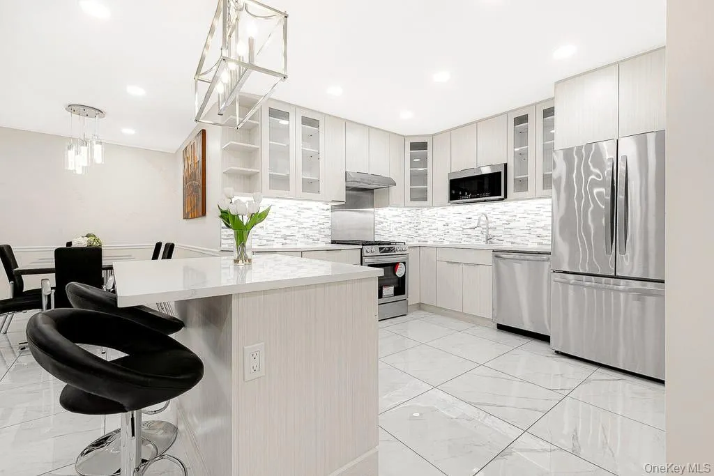 72-11 110th Street, New York, NY, 3 Bedrooms Bedrooms, 8 Rooms Rooms,2 BathroomsBathrooms,Residential,For Rent,110th,0,951370 72-11 110th Street, New York, NY, 3 Bedrooms Bedrooms, 8 Rooms Rooms,2 BathroomsBathrooms,Residential,For Rent,110th,0,951370