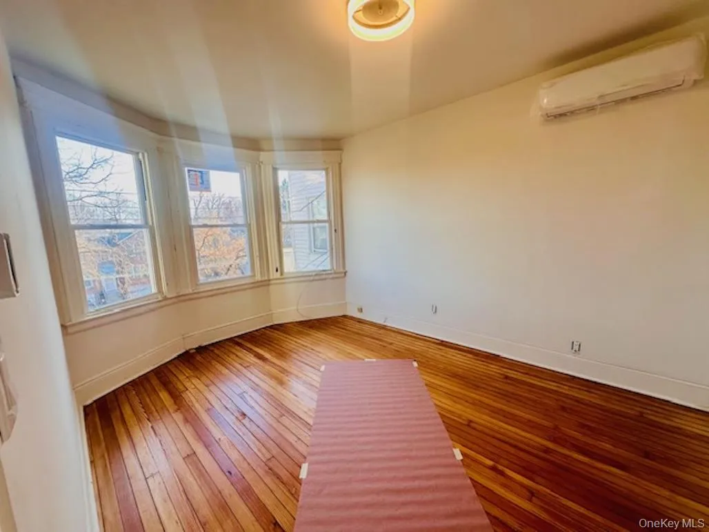 5517 Fieldston Road, New York, NY, 3 Bedrooms Bedrooms, 7 Rooms Rooms,2 BathroomsBathrooms,Residential Lease,Idx,Fieldston,0,951390 5517 Fieldston Road, New York, NY, 3 Bedrooms Bedrooms, 7 Rooms Rooms,2 BathroomsBathrooms,Residential Lease,Idx,Fieldston,0,951390