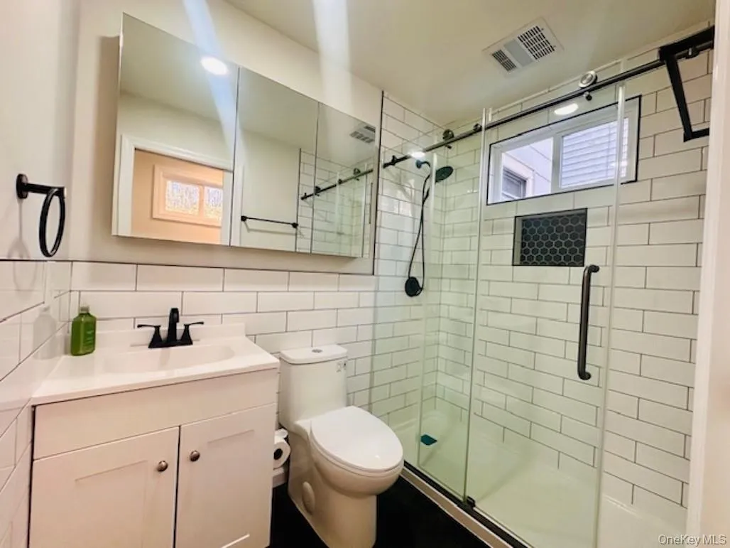 5517 Fieldston Road, New York, NY, 3 Bedrooms Bedrooms, 7 Rooms Rooms,2 BathroomsBathrooms,Residential Lease,Idx,Fieldston,0,951390 5517 Fieldston Road, New York, NY, 3 Bedrooms Bedrooms, 7 Rooms Rooms,2 BathroomsBathrooms,Residential Lease,Idx,Fieldston,0,951390