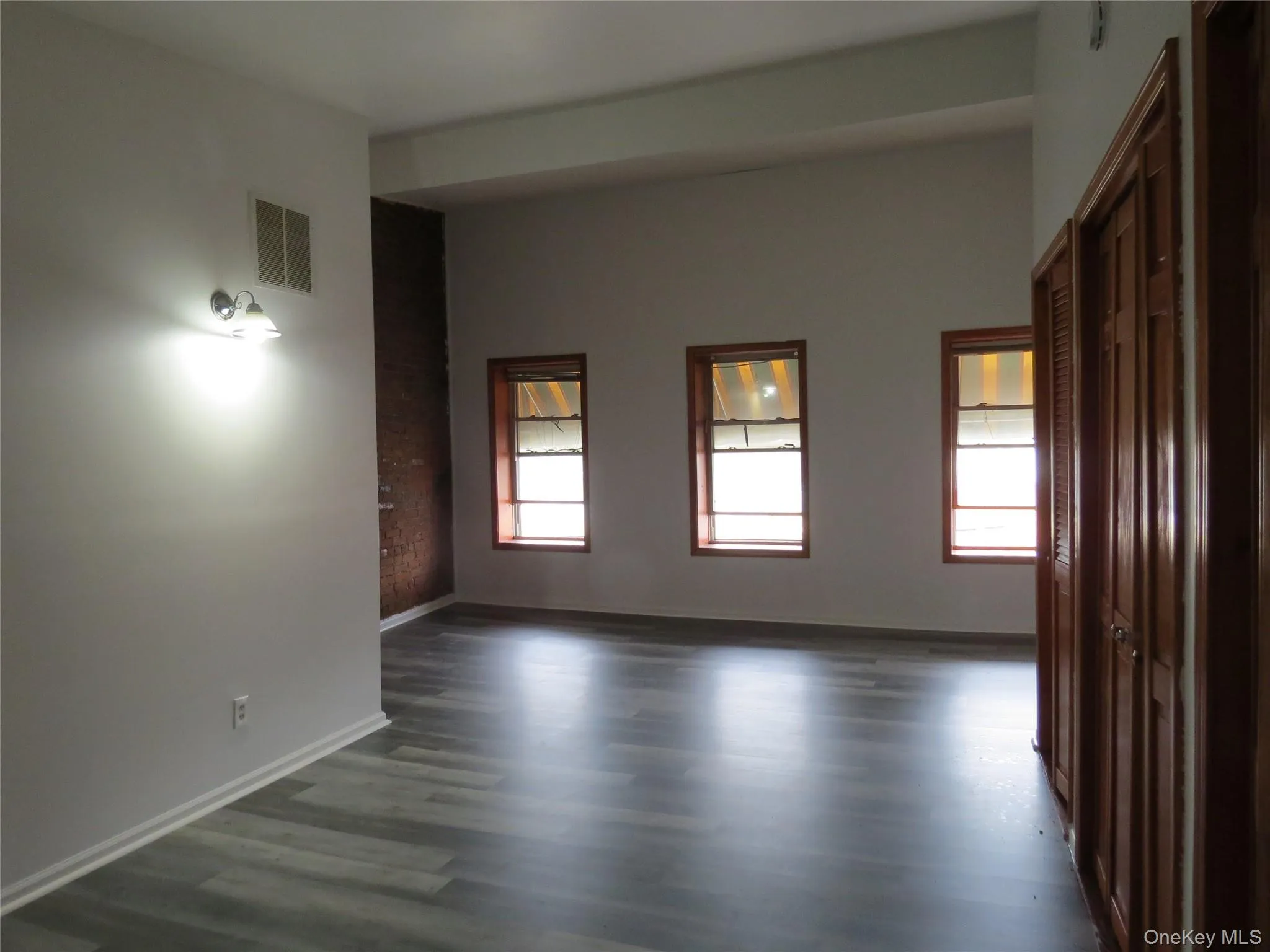 2 Main Street, Middletown, NY, 1 Bedroom Bedrooms, 4 Rooms Rooms,1 BathroomBathrooms,Residential Lease,Idx,Main,0,951449 2 Main Street, Middletown, NY, 1 Bedroom Bedrooms, 4 Rooms Rooms,1 BathroomBathrooms,Residential Lease,Idx,Main,0,951449