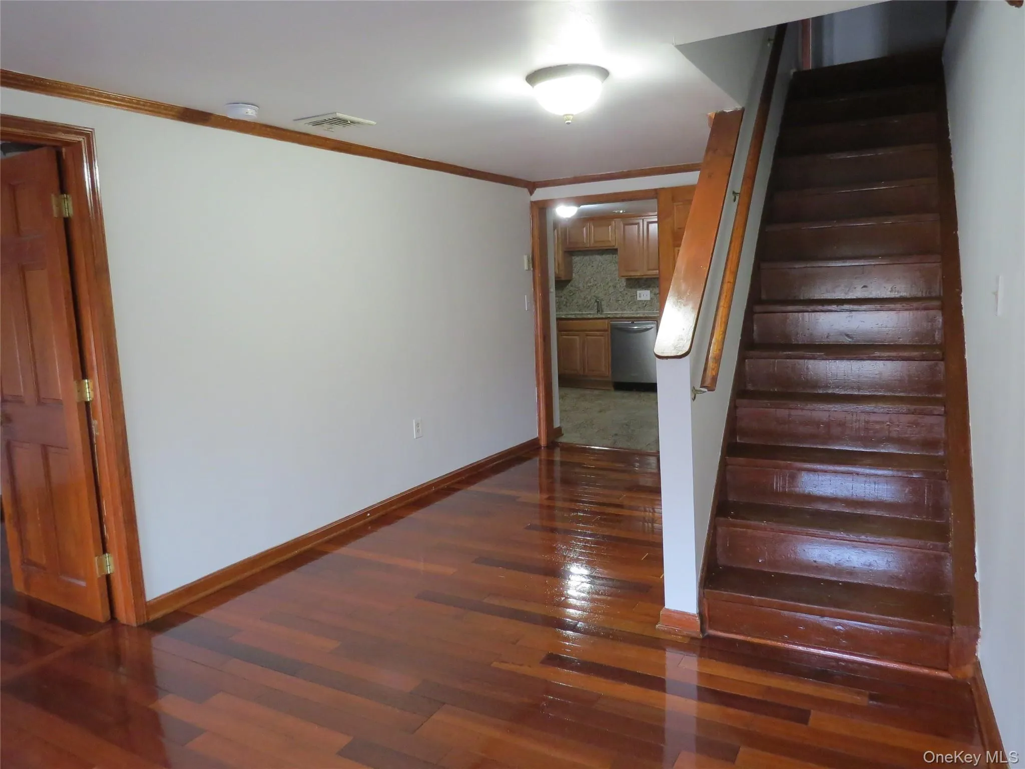 2 Main Street, Middletown, NY, 1 Bedroom Bedrooms, 4 Rooms Rooms,1 BathroomBathrooms,Residential Lease,For Rent,Main,0,951449 2 Main Street, Middletown, NY, 1 Bedroom Bedrooms, 4 Rooms Rooms,1 BathroomBathrooms,Residential Lease,For Rent,Main,0,951449