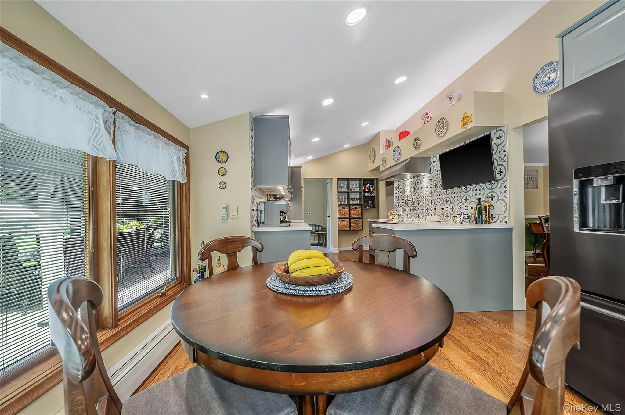 138 Main Avenue, Brookhaven, NY, 4 Bedrooms Bedrooms, 9 Rooms Rooms,2 BathroomsBathrooms,Residential,For Rent,Main,0,951451 138 Main Avenue, Brookhaven, NY, 4 Bedrooms Bedrooms, 9 Rooms Rooms,2 BathroomsBathrooms,Residential,For Rent,Main,0,951451