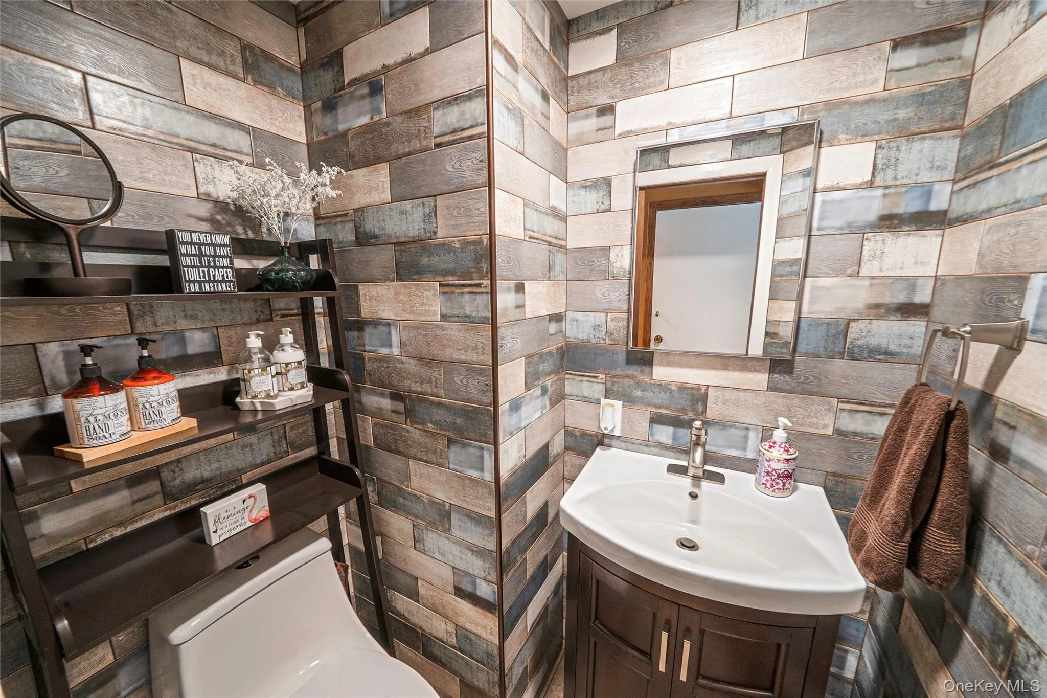 138 Main Avenue, Brookhaven, NY, 4 Bedrooms Bedrooms, 9 Rooms Rooms,2 BathroomsBathrooms,Residential,For Rent,Main,0,951451 138 Main Avenue, Brookhaven, NY, 4 Bedrooms Bedrooms, 9 Rooms Rooms,2 BathroomsBathrooms,Residential,For Rent,Main,0,951451