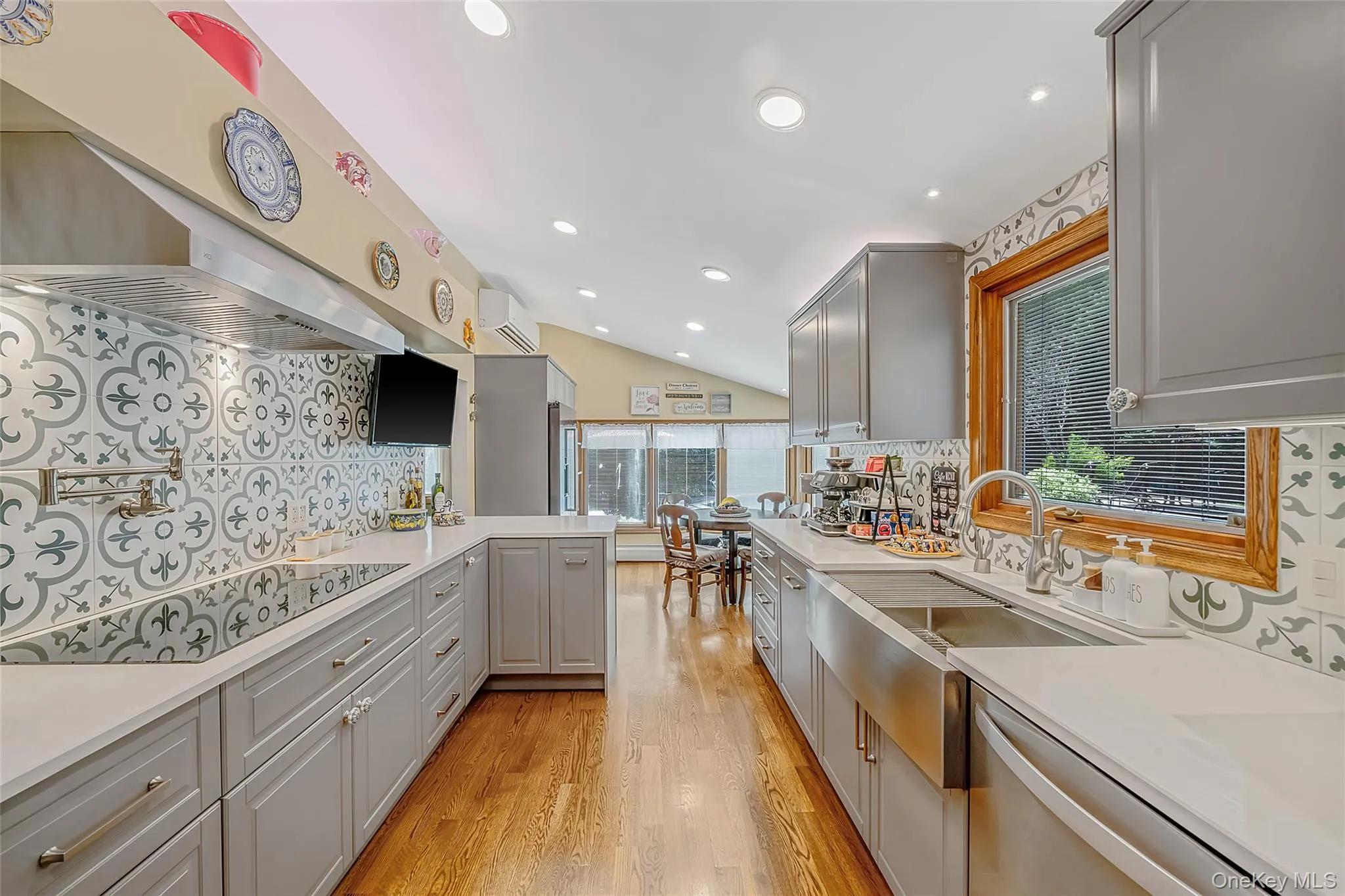 138 Main Avenue, Brookhaven, NY, 4 Bedrooms Bedrooms, 9 Rooms Rooms,2 BathroomsBathrooms,Residential,For Rent,Main,0,951451 138 Main Avenue, Brookhaven, NY, 4 Bedrooms Bedrooms, 9 Rooms Rooms,2 BathroomsBathrooms,Residential,For Rent,Main,0,951451