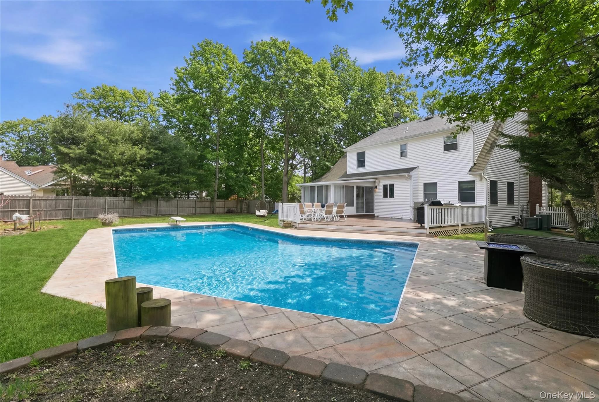 3 Hampton Drive, Brookhaven, NY, 3 Bedrooms Bedrooms, 8 Rooms Rooms,2 BathroomsBathrooms,Residential,For Rent,Hampton,0,951458 3 Hampton Drive, Brookhaven, NY, 3 Bedrooms Bedrooms, 8 Rooms Rooms,2 BathroomsBathrooms,Residential,For Rent,Hampton,0,951458
