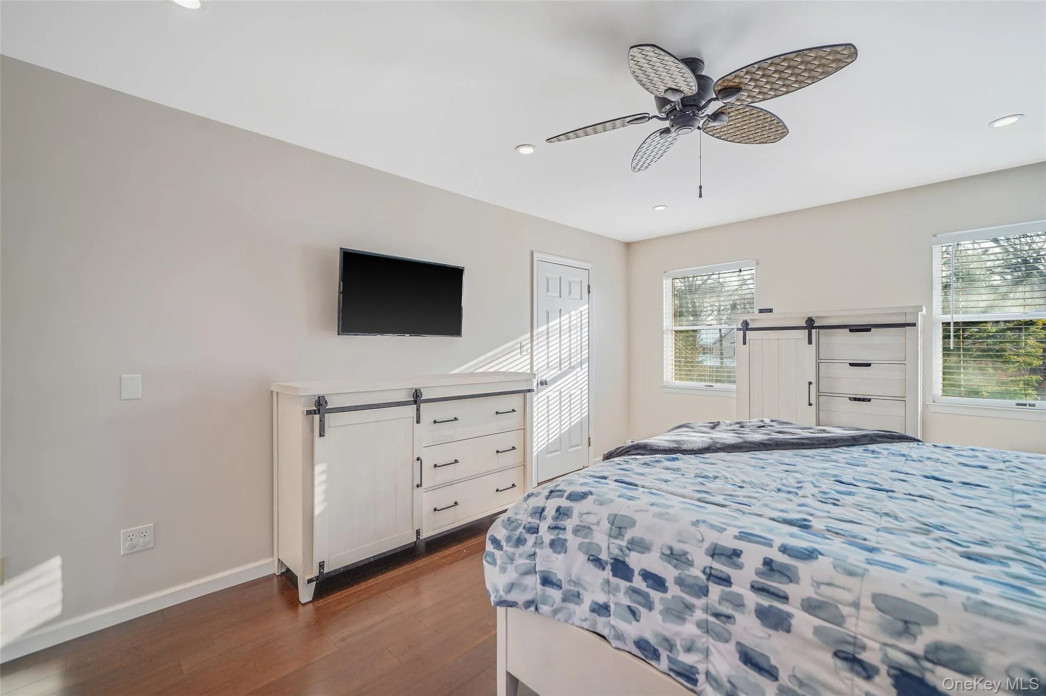 3 Hampton Drive, Brookhaven, NY, 3 Bedrooms Bedrooms, 8 Rooms Rooms,2 BathroomsBathrooms,Residential,For Rent,Hampton,0,951458 3 Hampton Drive, Brookhaven, NY, 3 Bedrooms Bedrooms, 8 Rooms Rooms,2 BathroomsBathrooms,Residential,For Rent,Hampton,0,951458