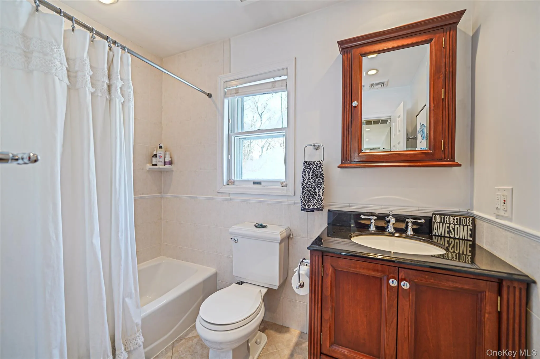 3 Hampton Drive, Brookhaven, NY, 3 Bedrooms Bedrooms, 8 Rooms Rooms,2 BathroomsBathrooms,Residential,For Rent,Hampton,0,951458 3 Hampton Drive, Brookhaven, NY, 3 Bedrooms Bedrooms, 8 Rooms Rooms,2 BathroomsBathrooms,Residential,For Rent,Hampton,0,951458